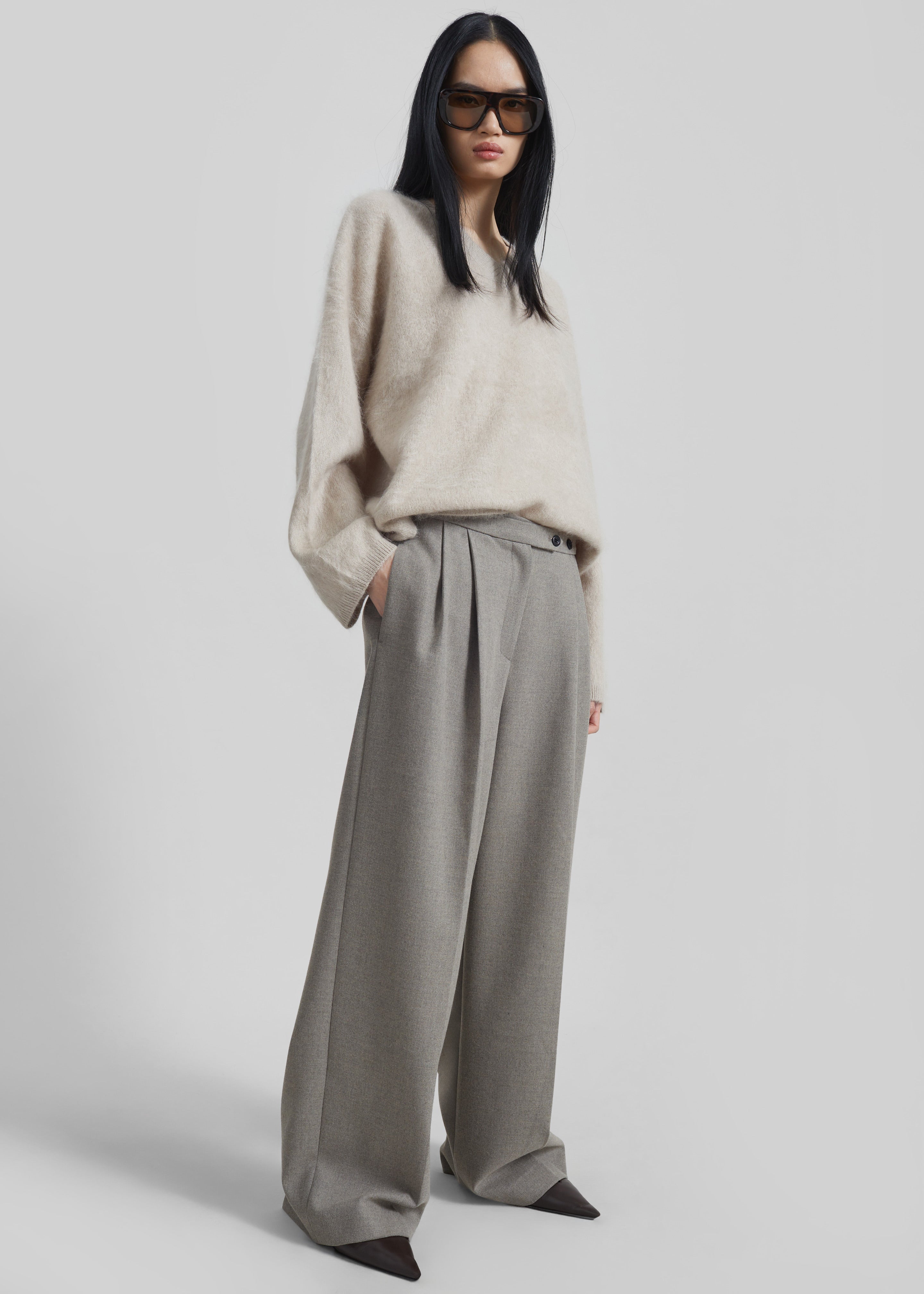 Haflso Pleated Wide Trousers - Beige Melange - 6