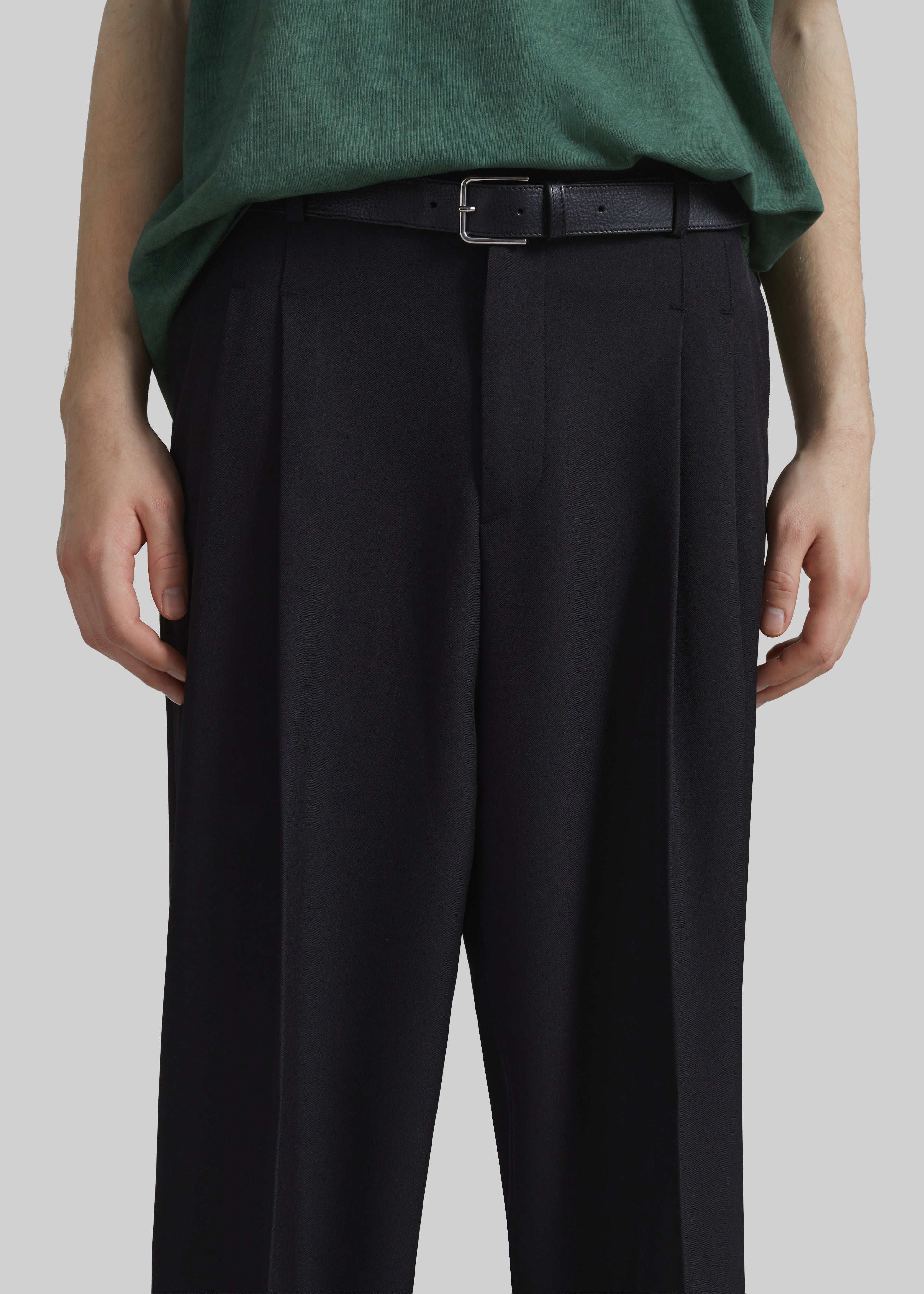 Halbert Pleated Trousers - Black - 3