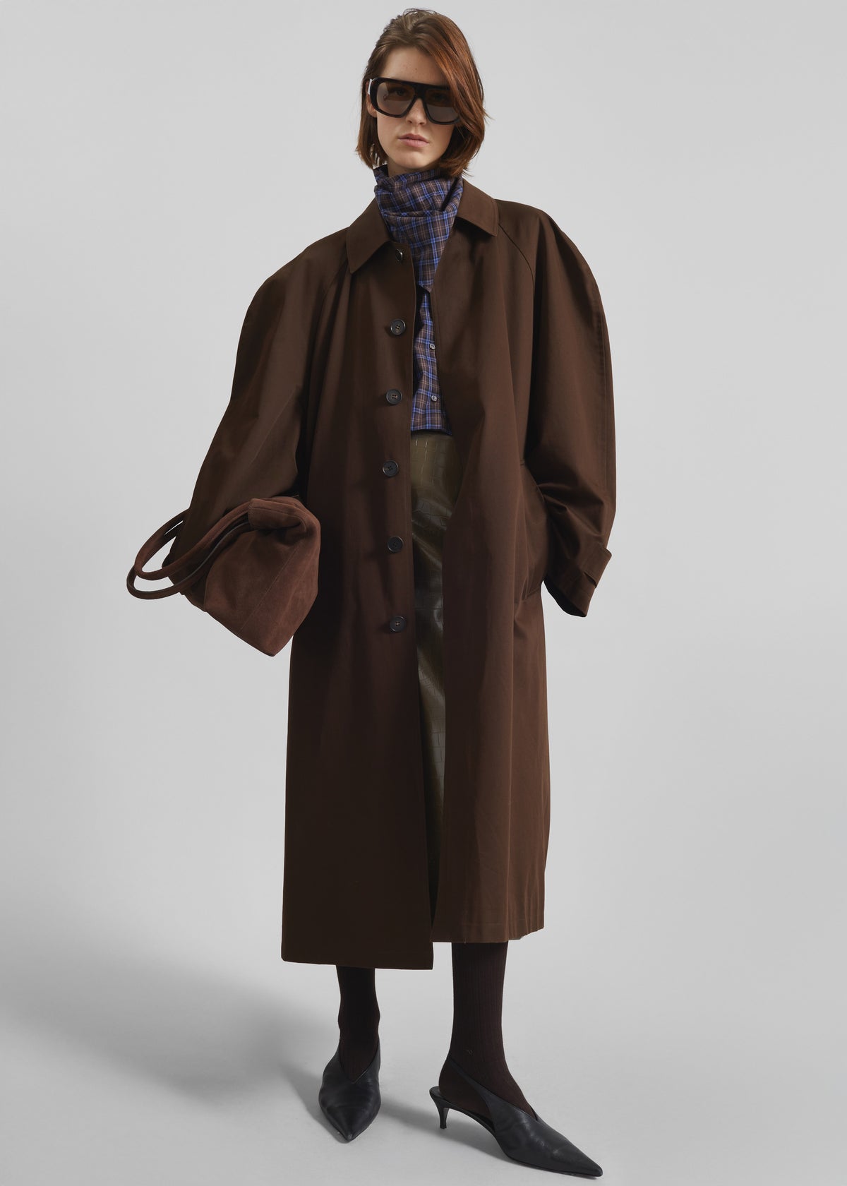 Low Classic Haricot Bag - Suede Brown - 4