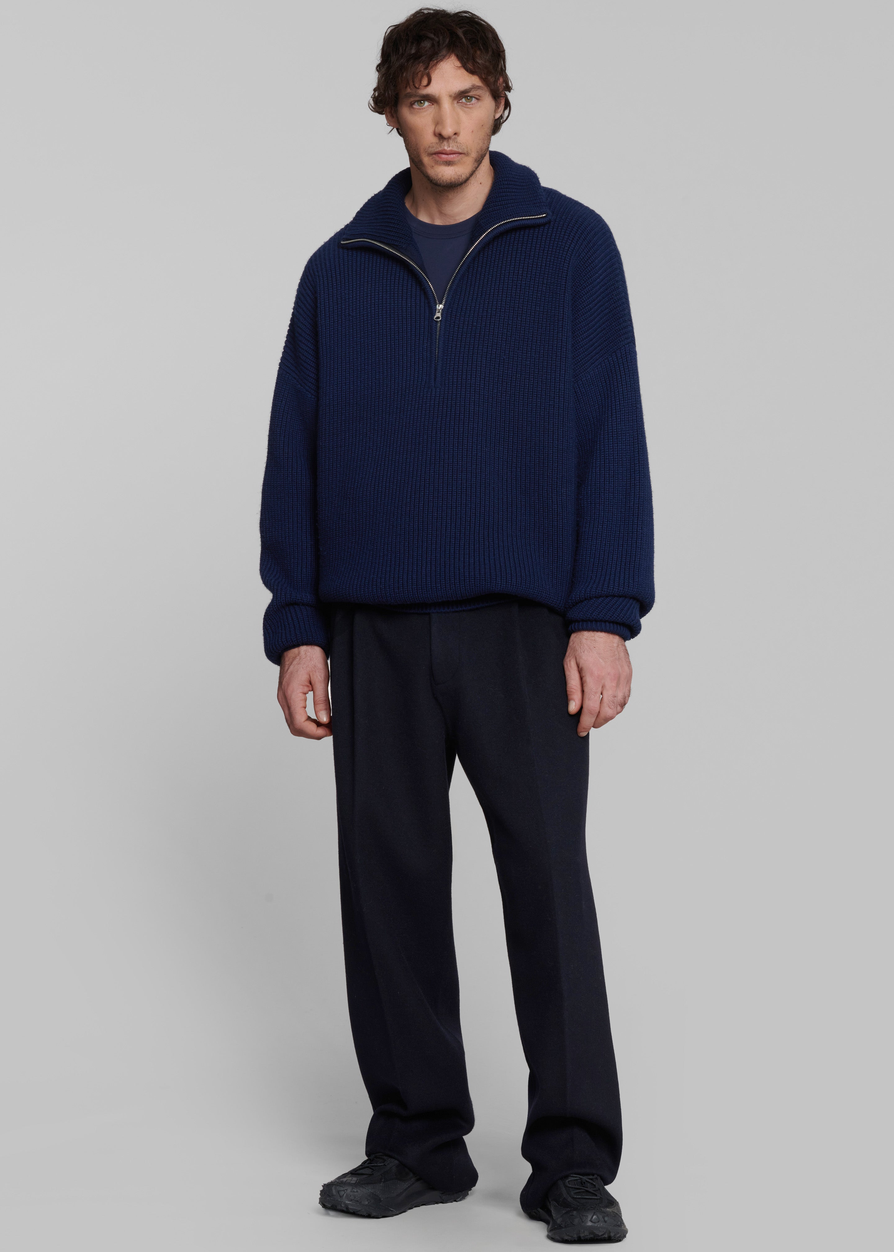 Harrison Quarter Zip Jumper - Navy – The Frankie Shop Europe