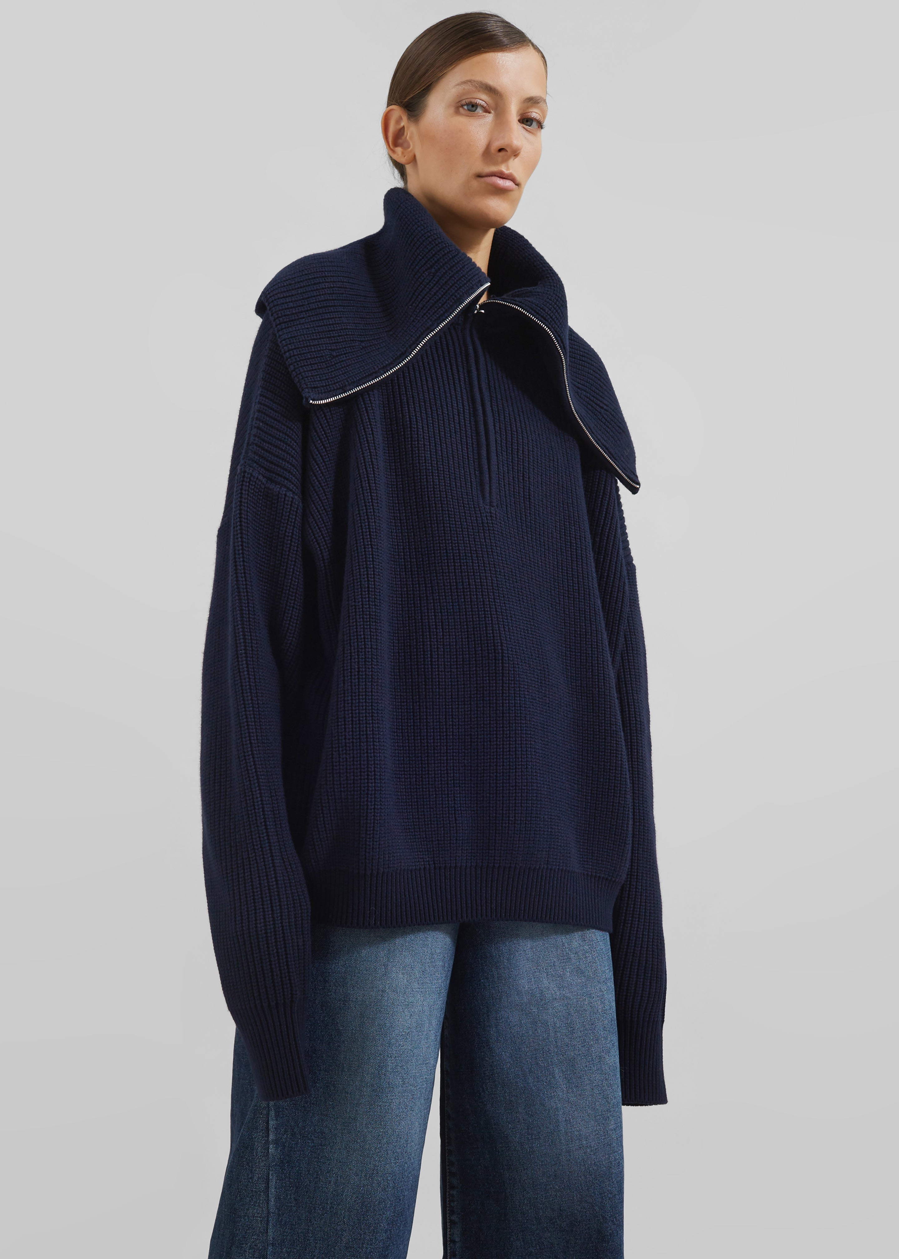 Hazel Oversized Wool Jumper - Dark Navy - 2