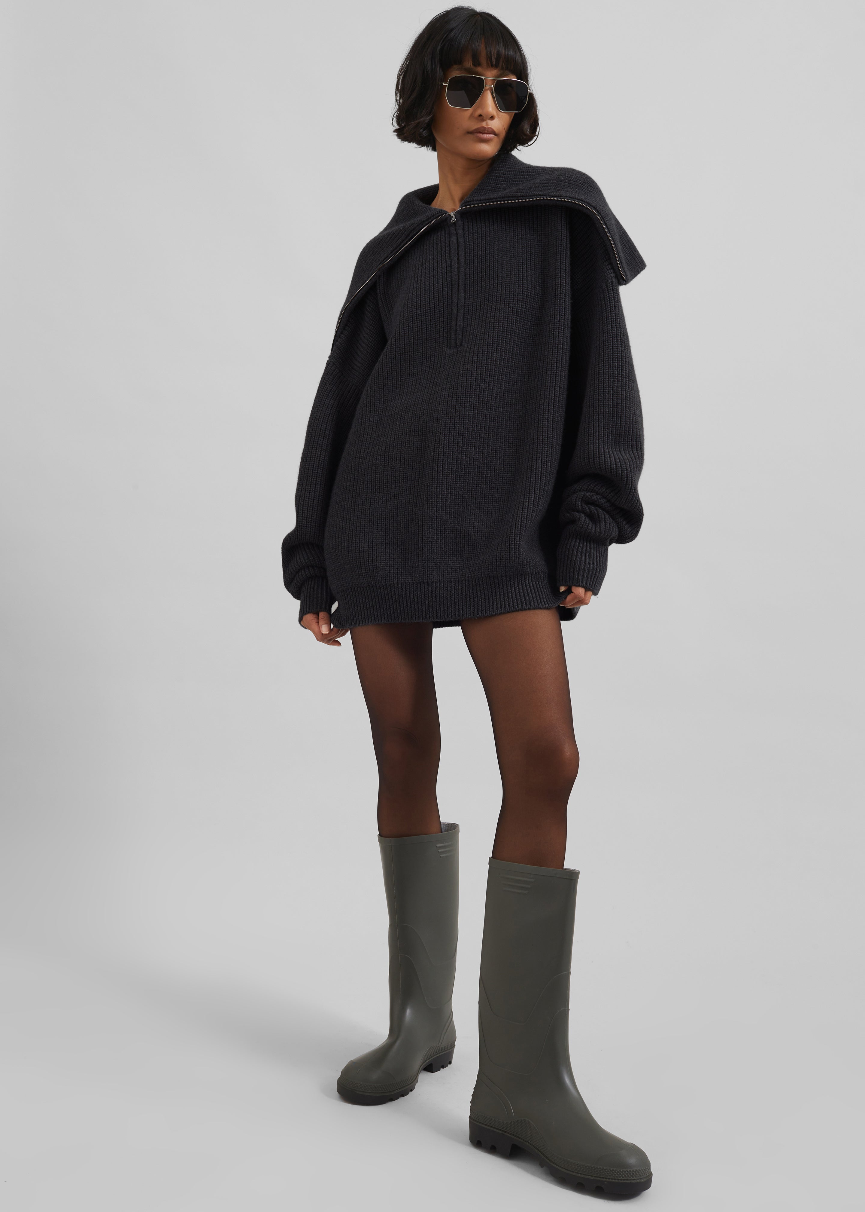 Hazel Oversized Wool Jumper - Dark Grey - 3