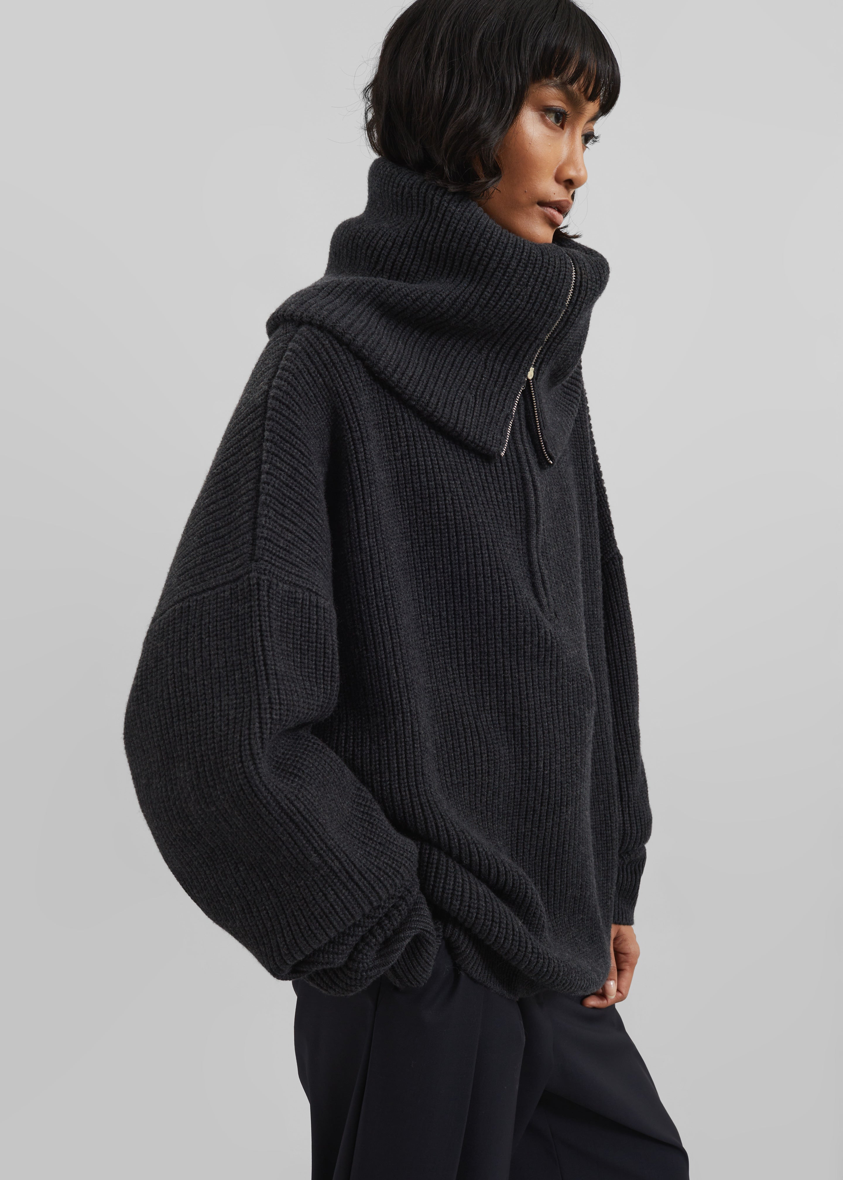 Hazel Oversized Wool Jumper - Dark Grey - 12