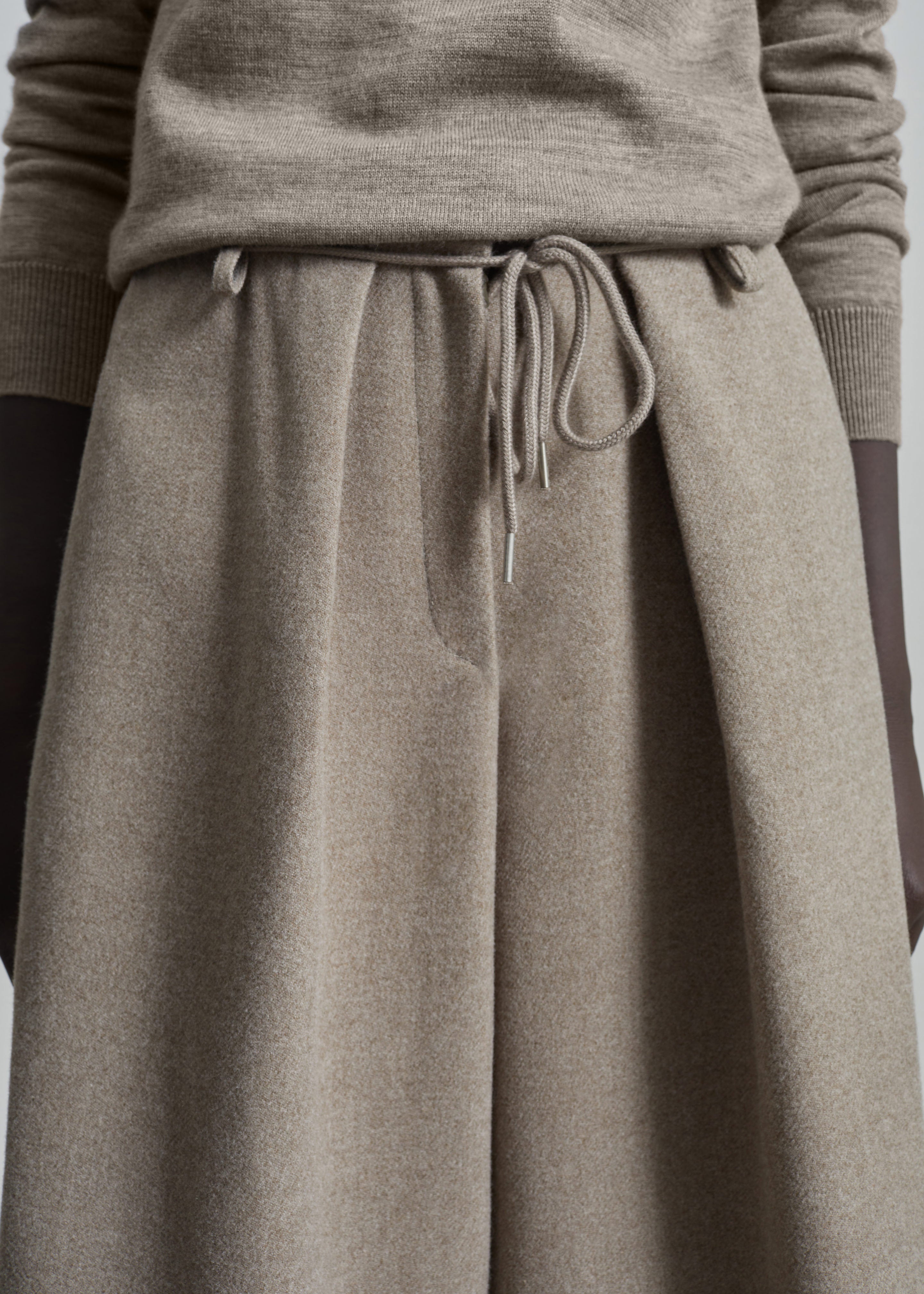 Hemavan Bermuda Shorts - Taupe - 5