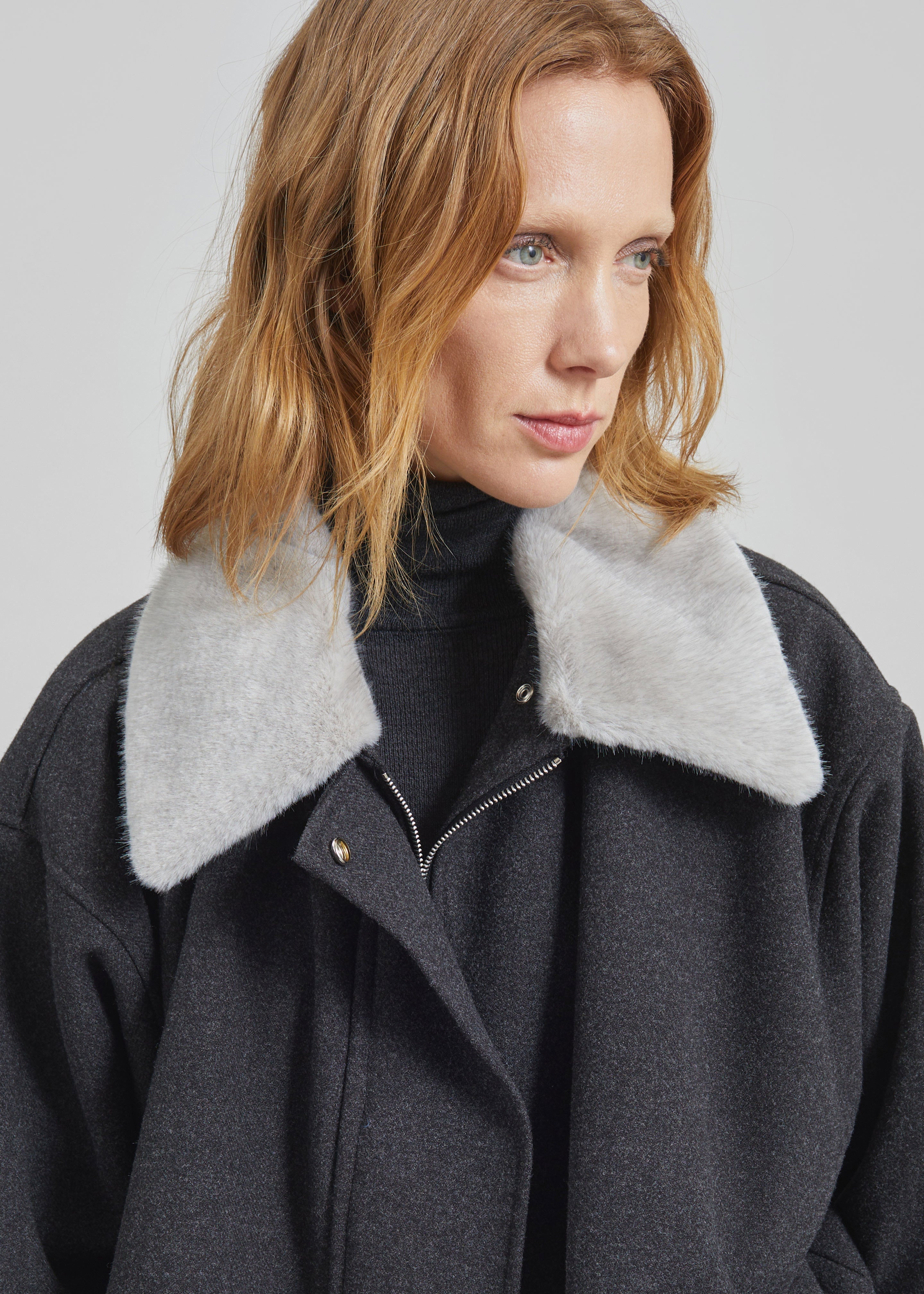 Hemavan Faux Fur Lined Jacket - Dark Grey - 3