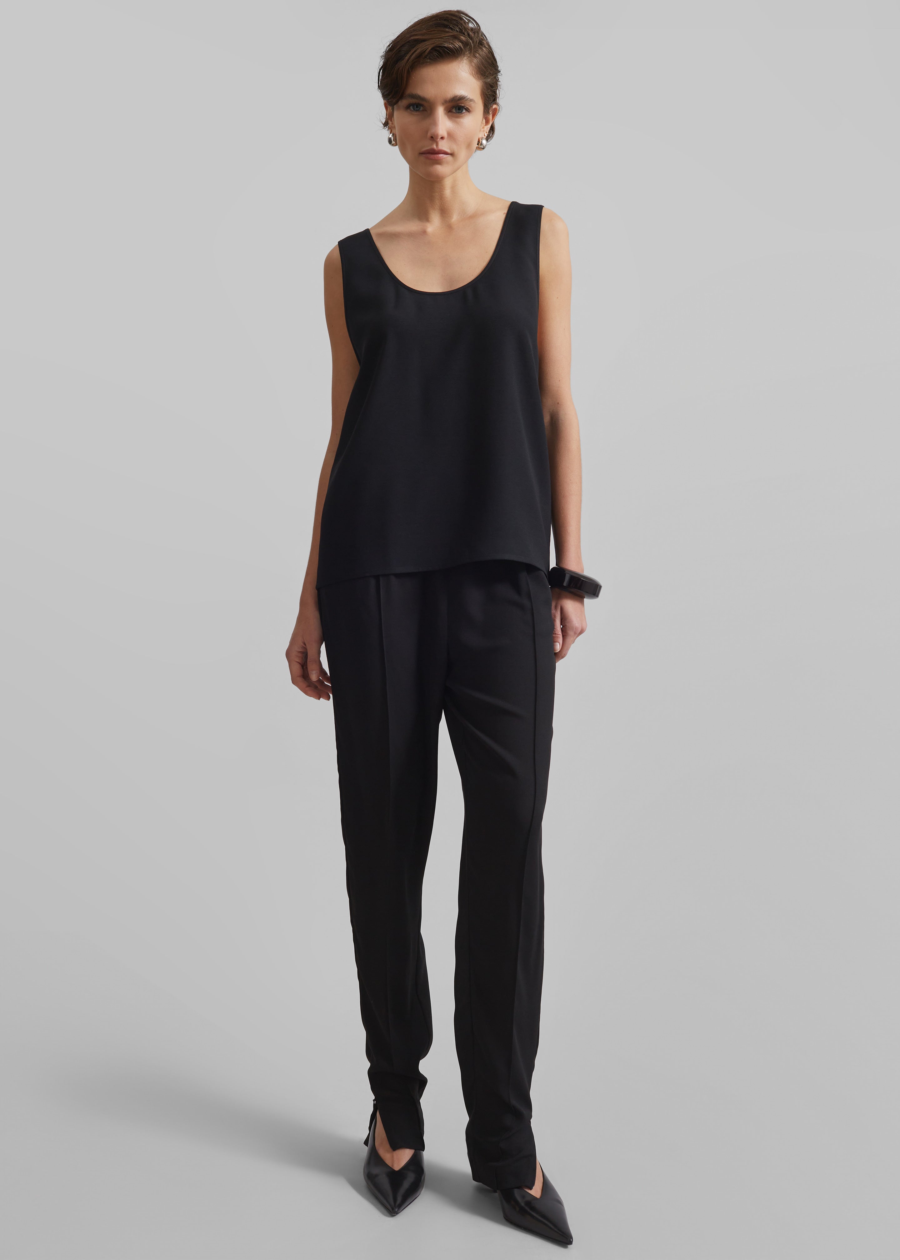 Hilo Slim Pants - Black - 1