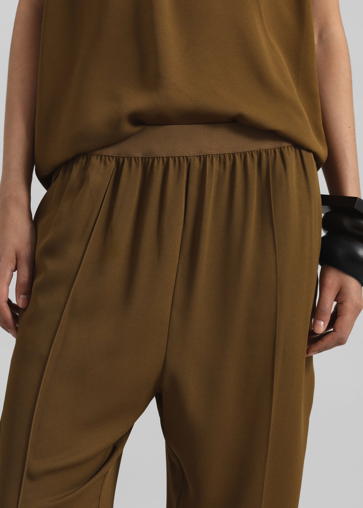 Hilo Fluid Slim Pants - Khaki Bronze - 7