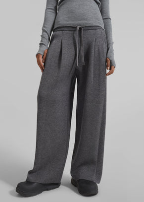 Holkham Pleated Knit Pants - Dark Grey