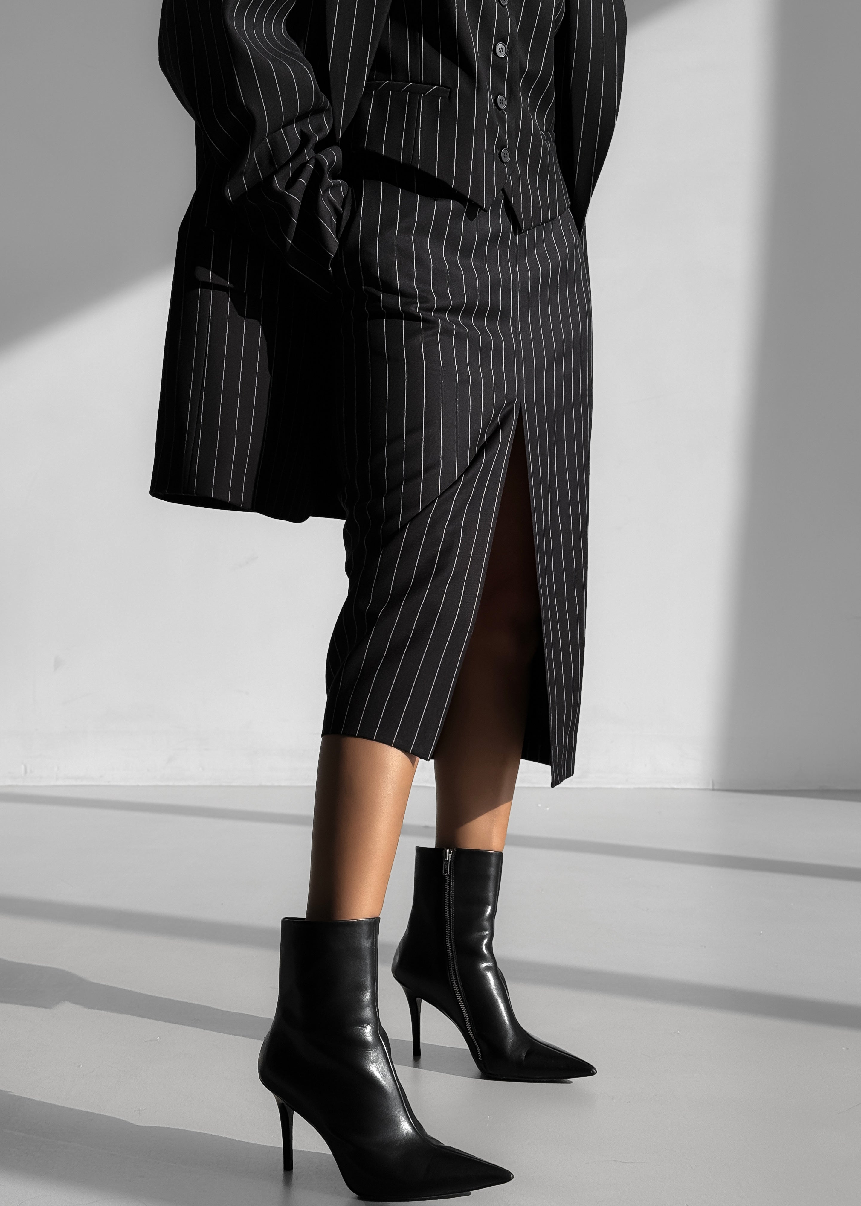 Holland Midi Slit Skirt - Black/White Pinstripe - 9