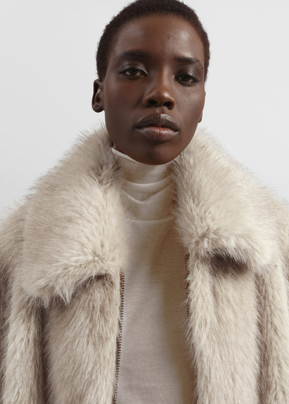 Hope Faux Fur Jacket - Beige