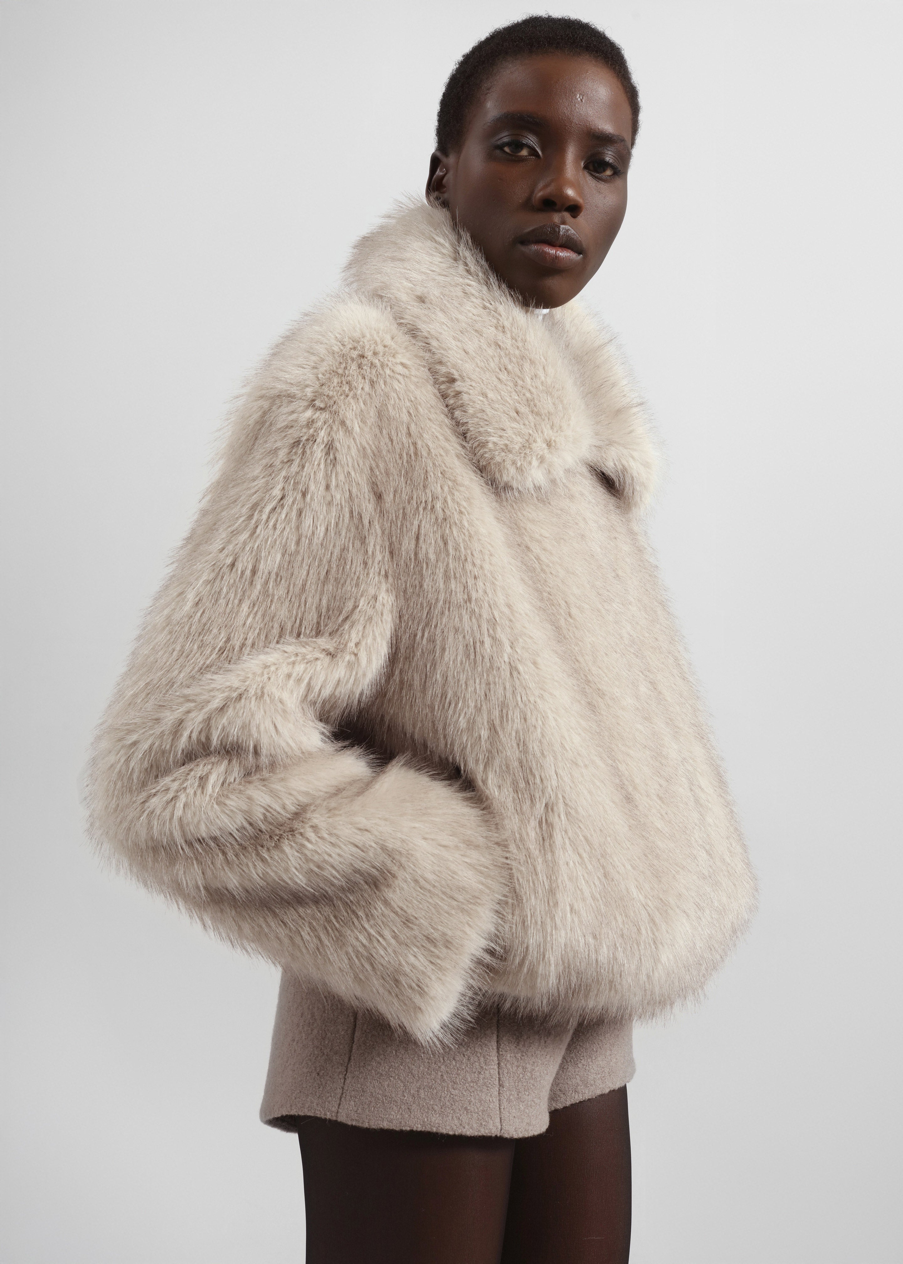 Hope Faux Fur Jacket - Beige - 4