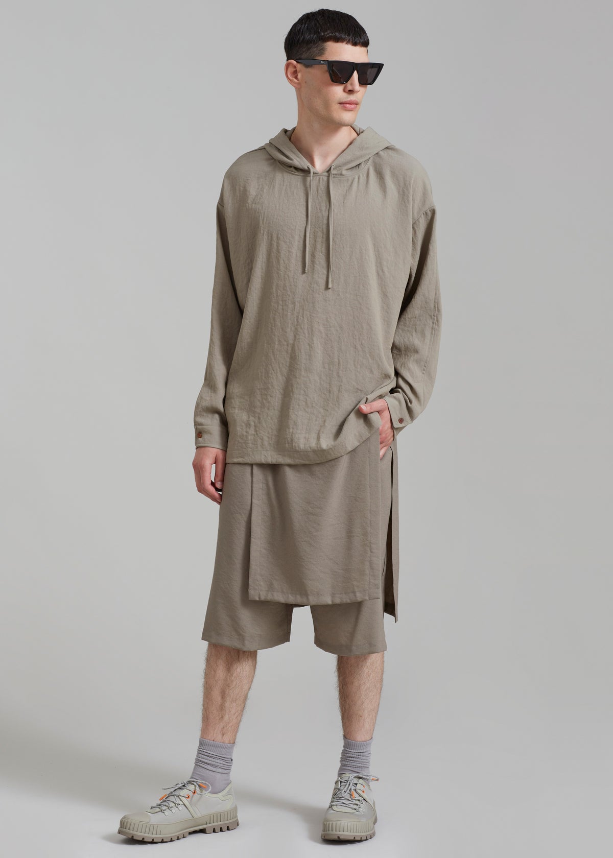 Heith Light Hoodie - Olive - 2