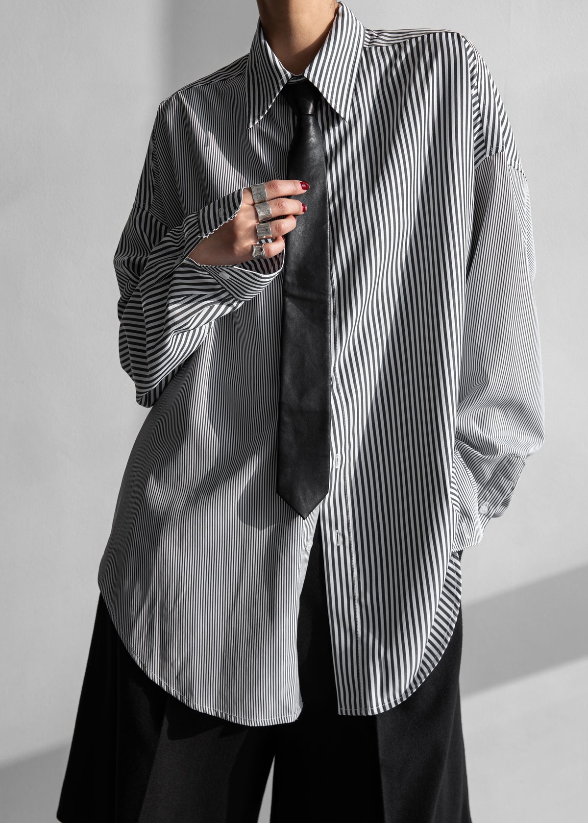 Quillan Button-Down Shirt - White/Black Stripe - 5