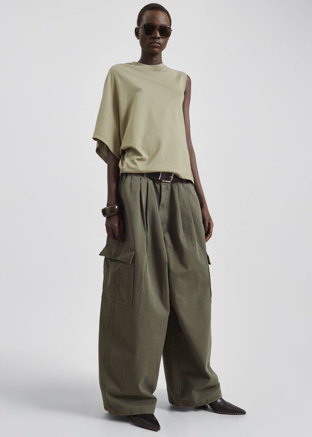Ismere One-Sleeve Asymmetric Top - Olive - 3