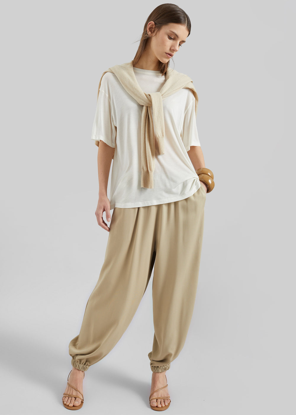Isola Fluid Balloon Pants - Beige