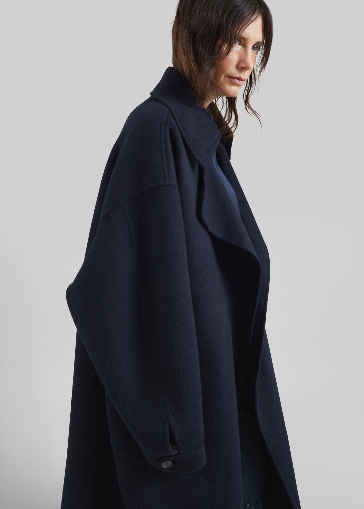 Issen Wool Trench Coat - Dark Navy - 2