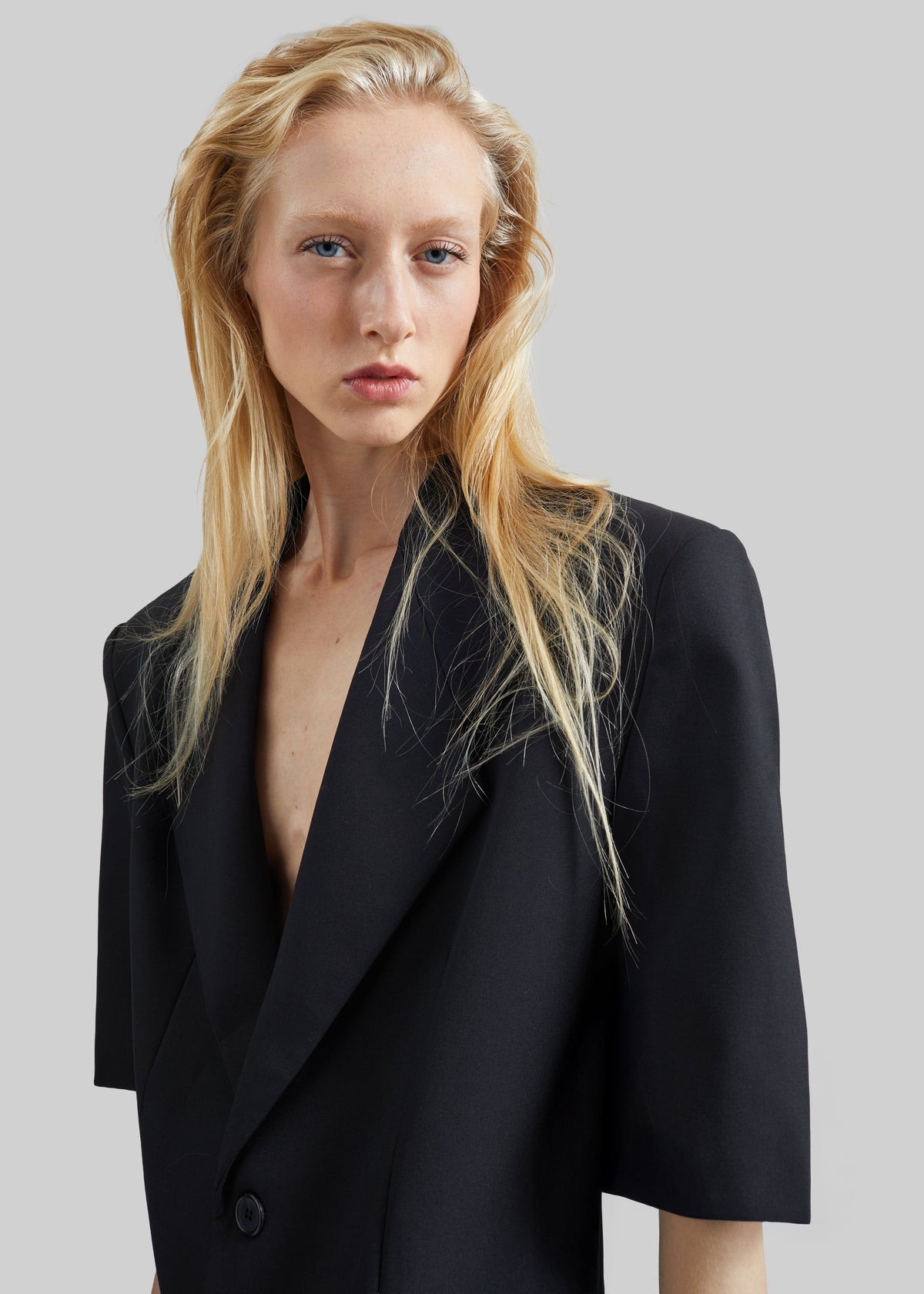Ivora Short Sleeve Blazer - Black