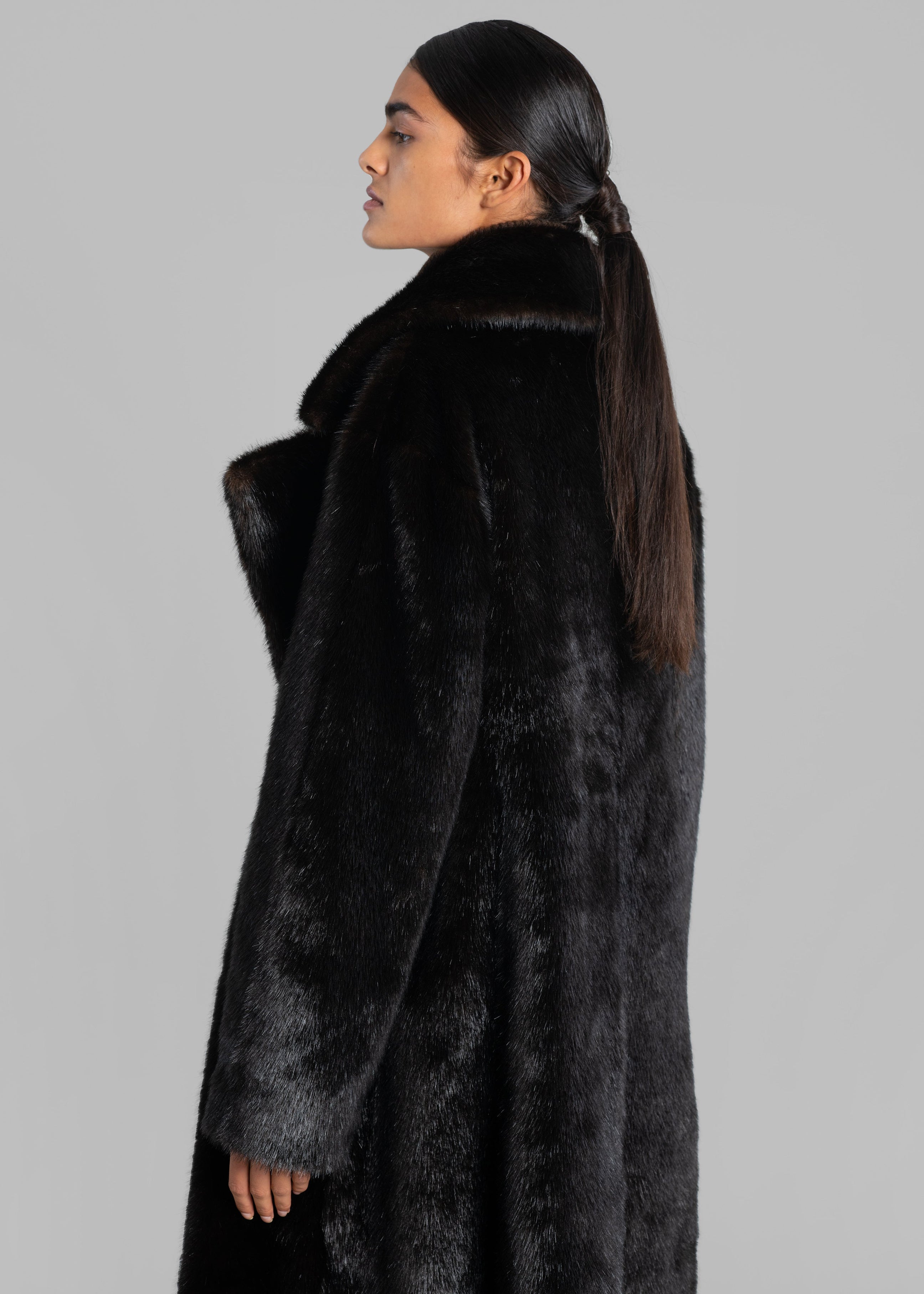 Black long fluffy coat best sale