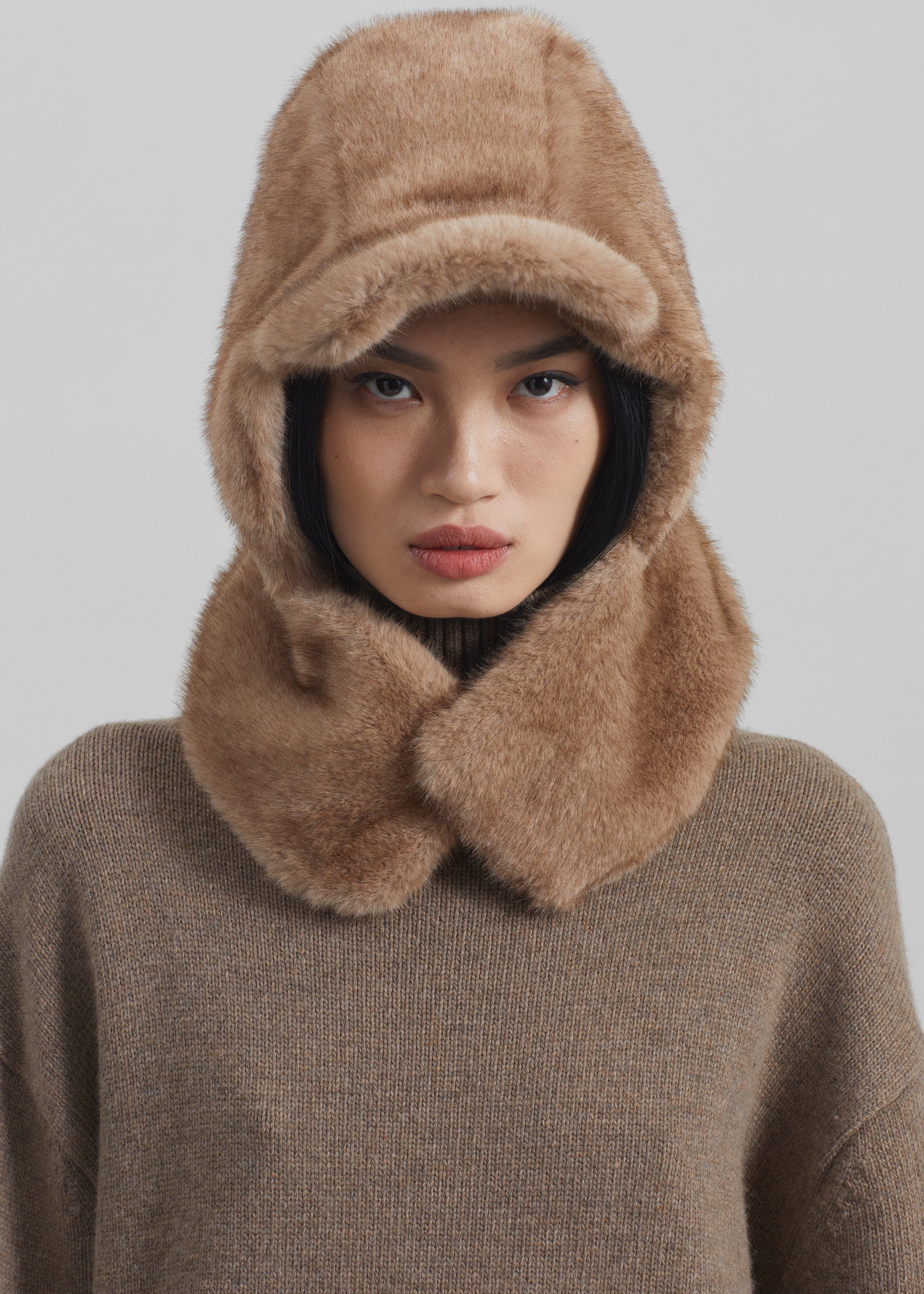 Kallio Faux Fur Hood - Light Brown - 1