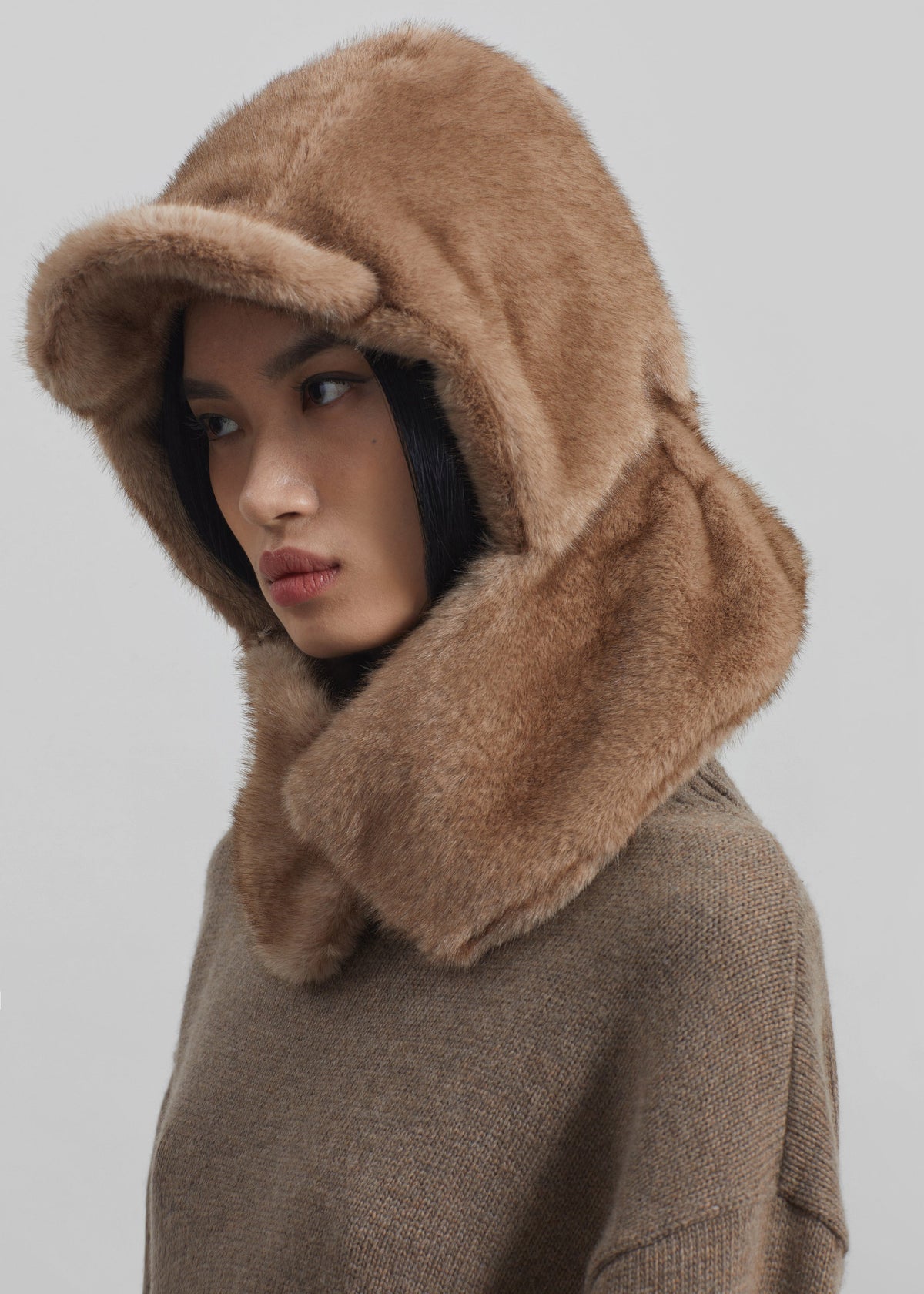 Kallio Faux Fur Hood - Light Brown - 3