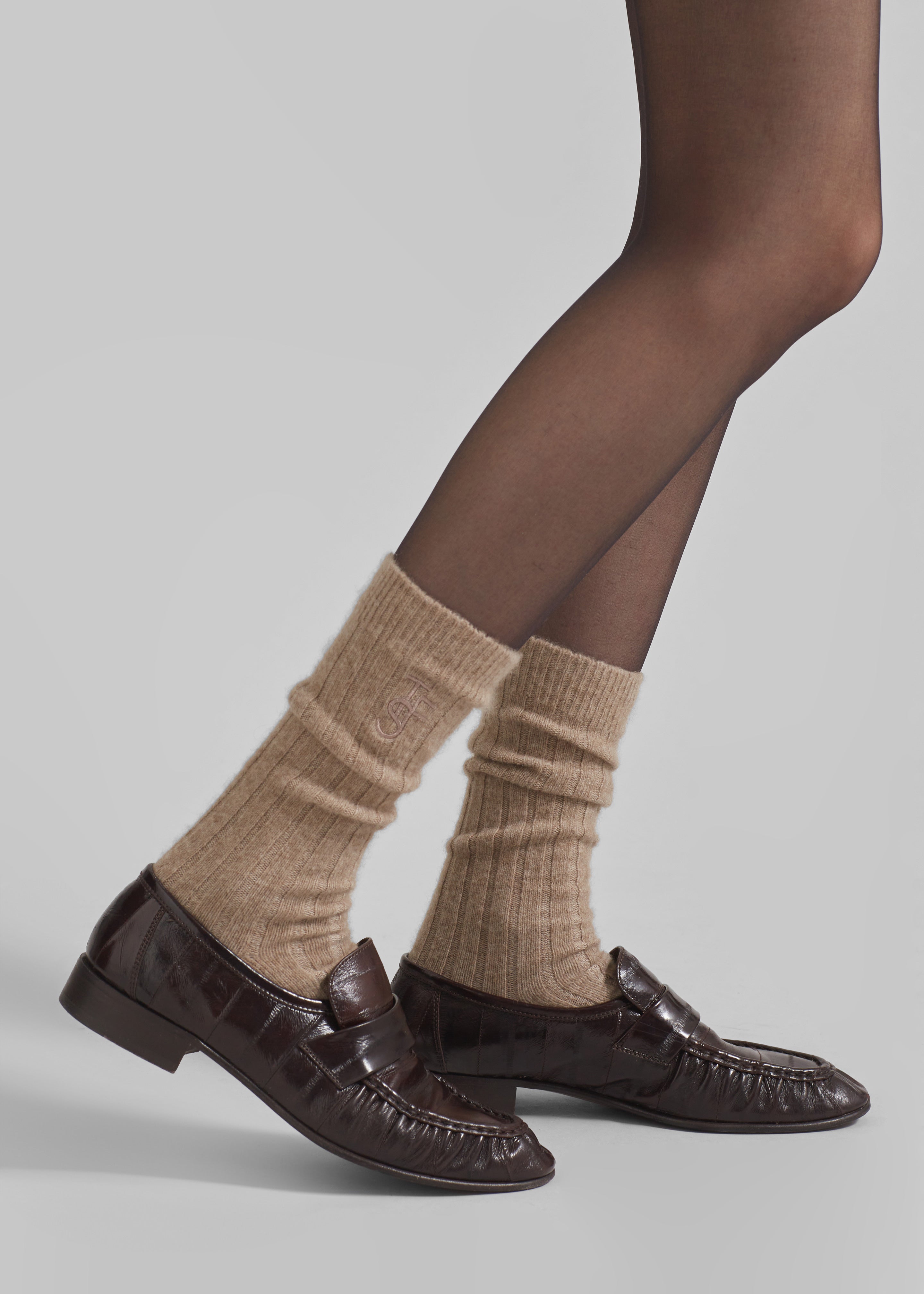 Kano Cashmere Ribbed Socks - Taupe - 6