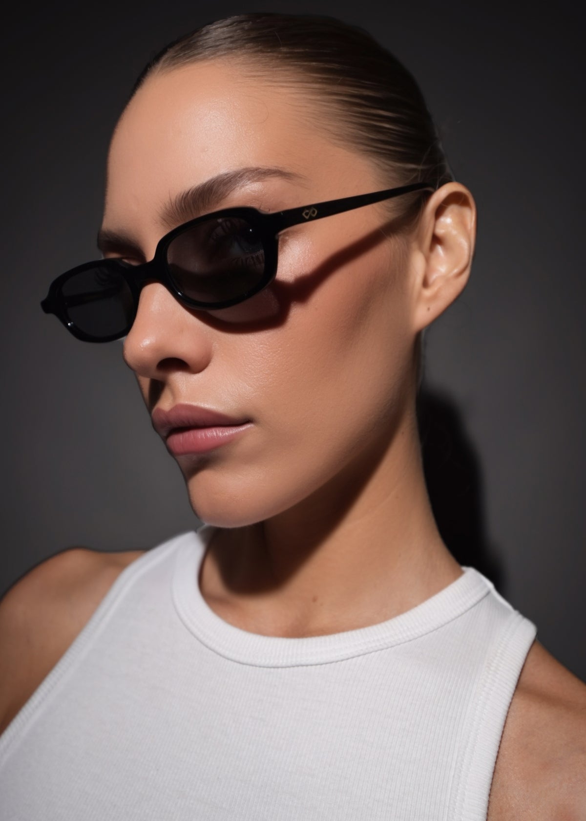 Karen Wazen Carolyn Sunglasses - Black - 4