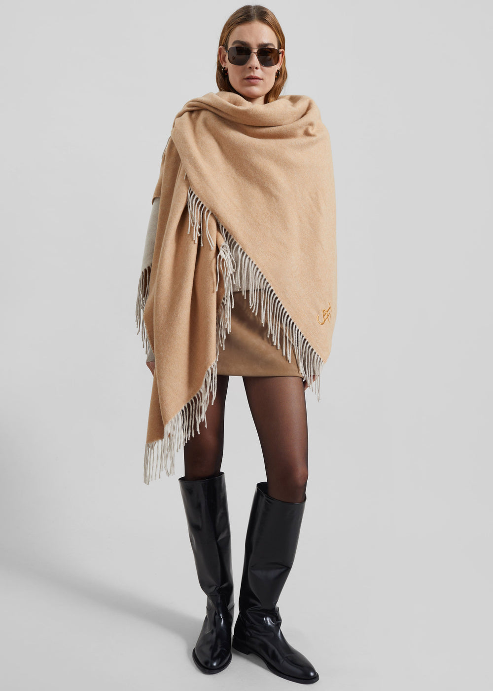 Kera Reversible Throw Blanket - Camel/Cream - 1