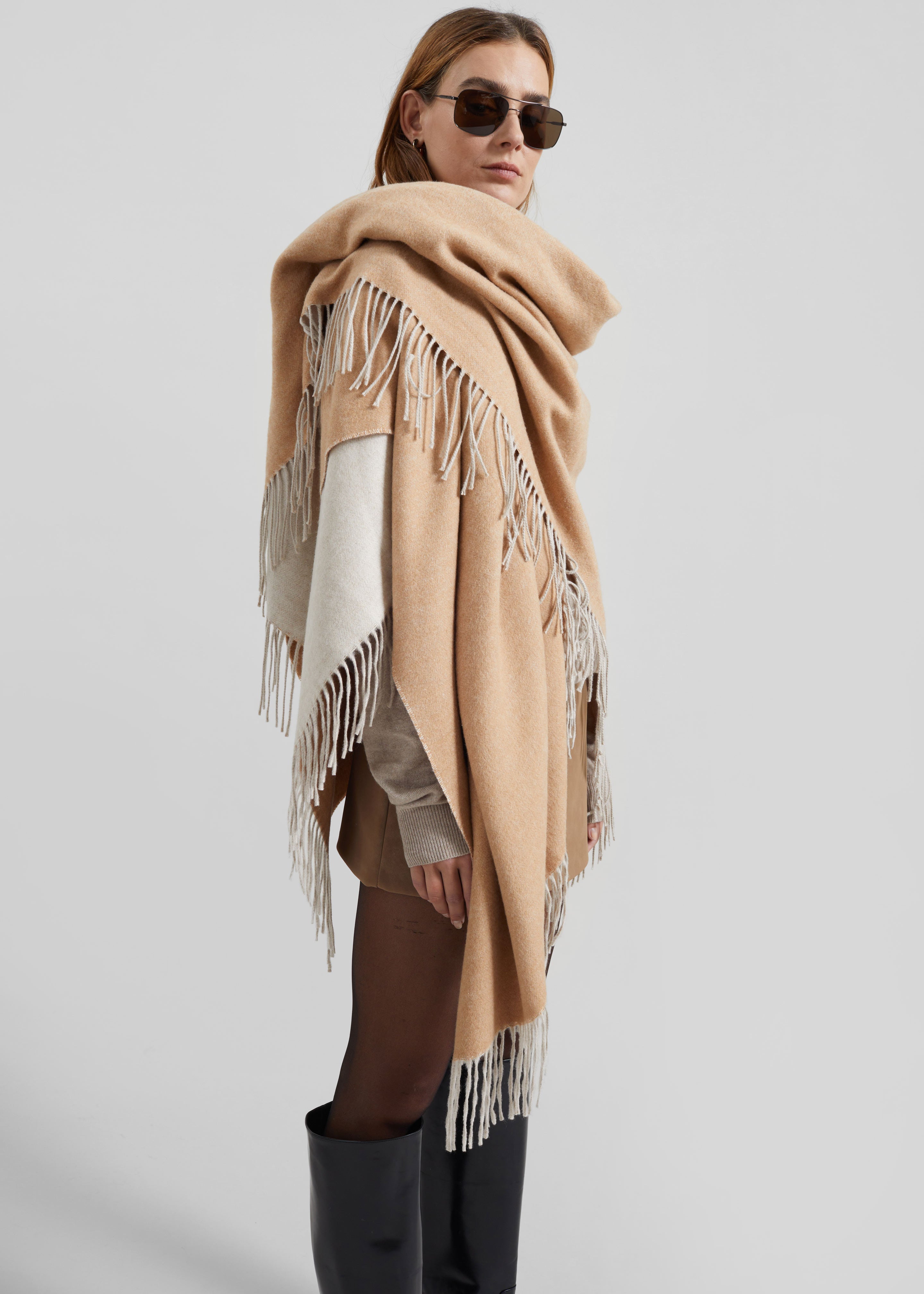 Kera Reversible Throw Blanket - Camel/Cream - 4