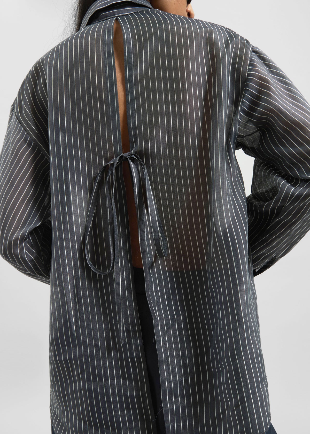 Kesin Open Back Shirt - Grey/White Stripe - 3