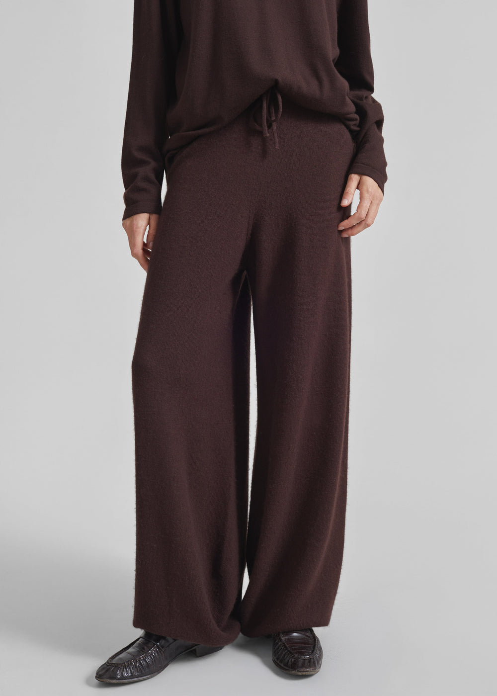 Kladno Knit Joggers - Brown - 1