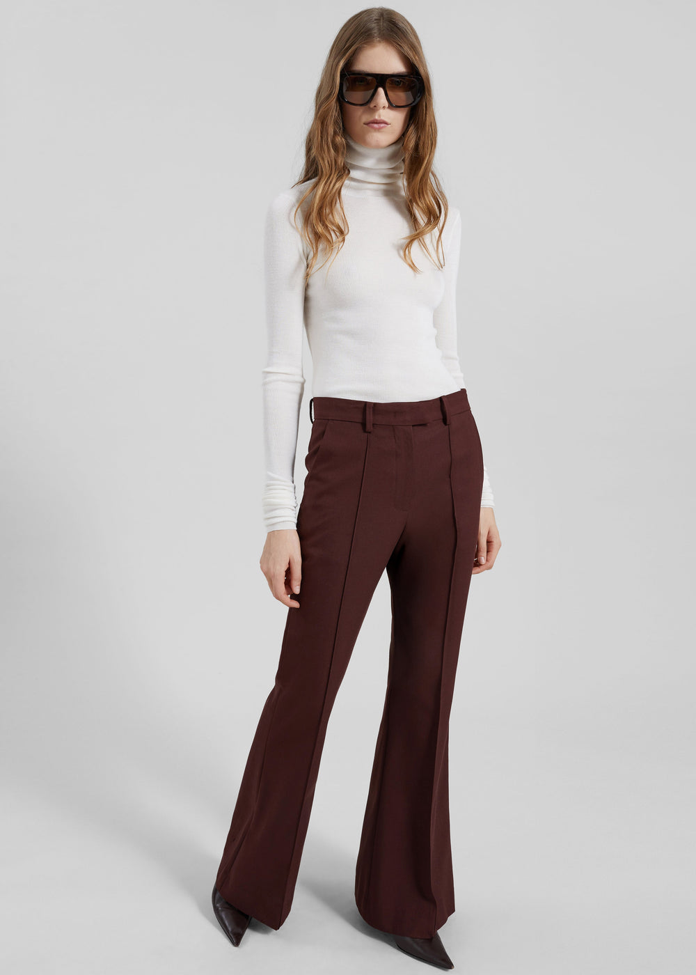 Kvale Pintuck Flared Trousers - Burgundy