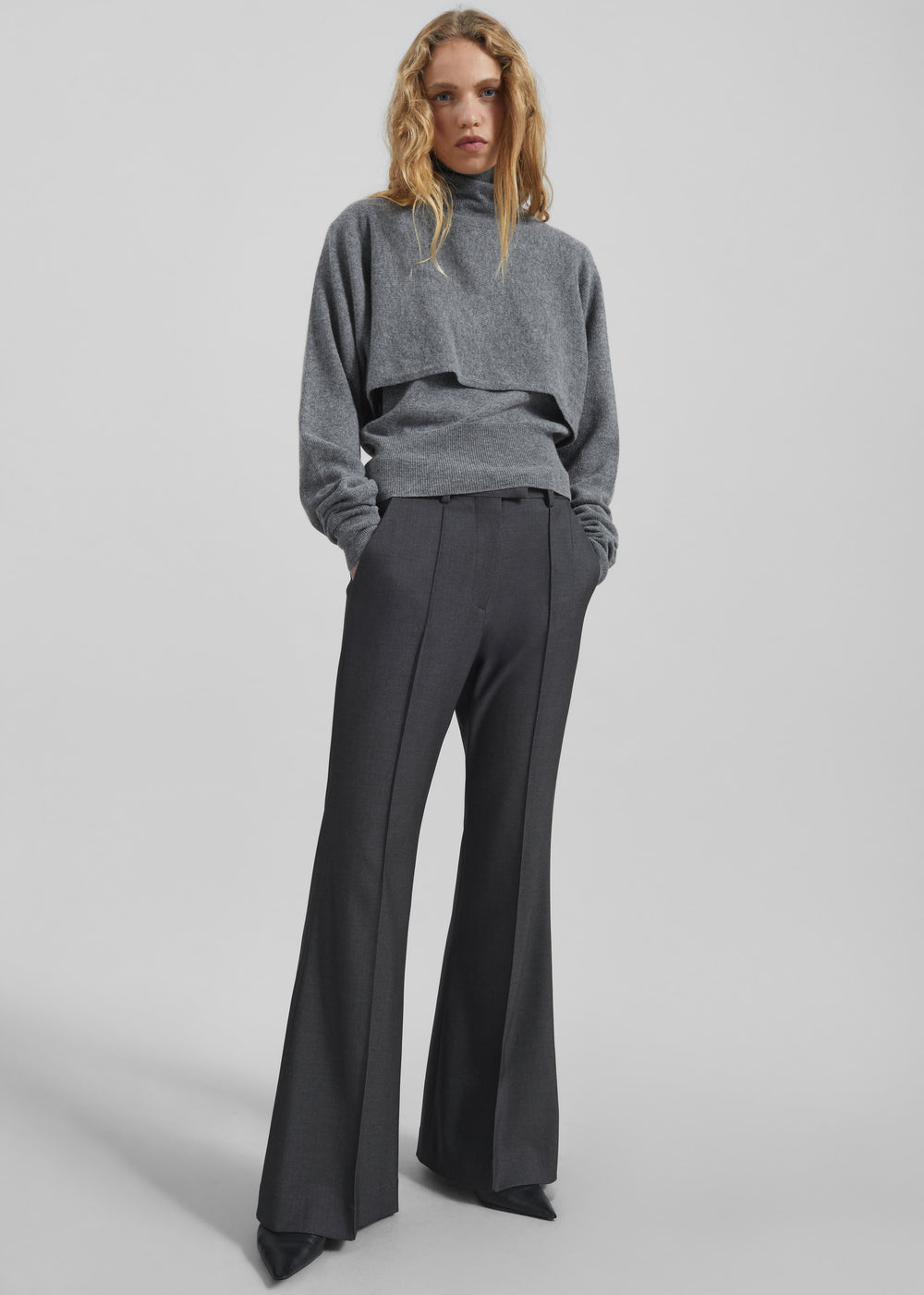 Kvale Pintuck Flared Trousers - Dark Grey