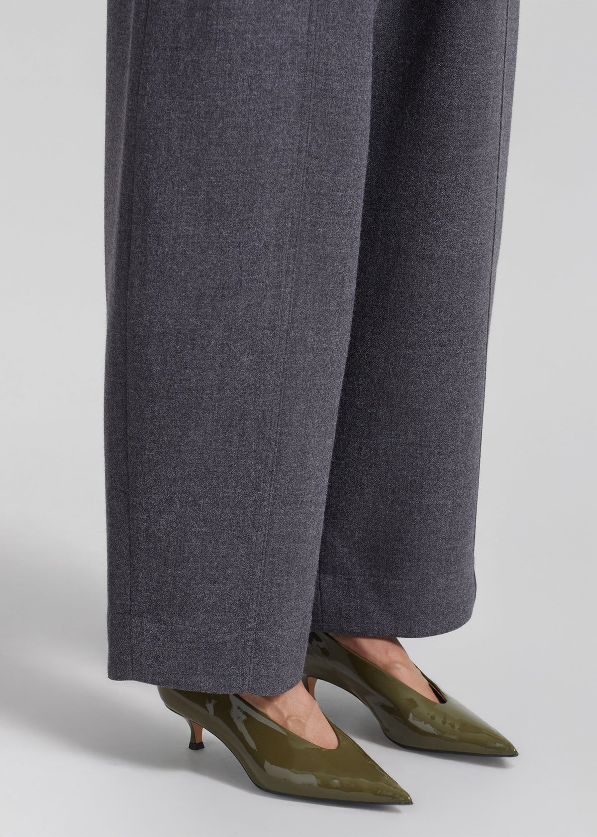 Le Monde Beryl Babouche Kitten Heels Vernice Leather - Khaki - 6