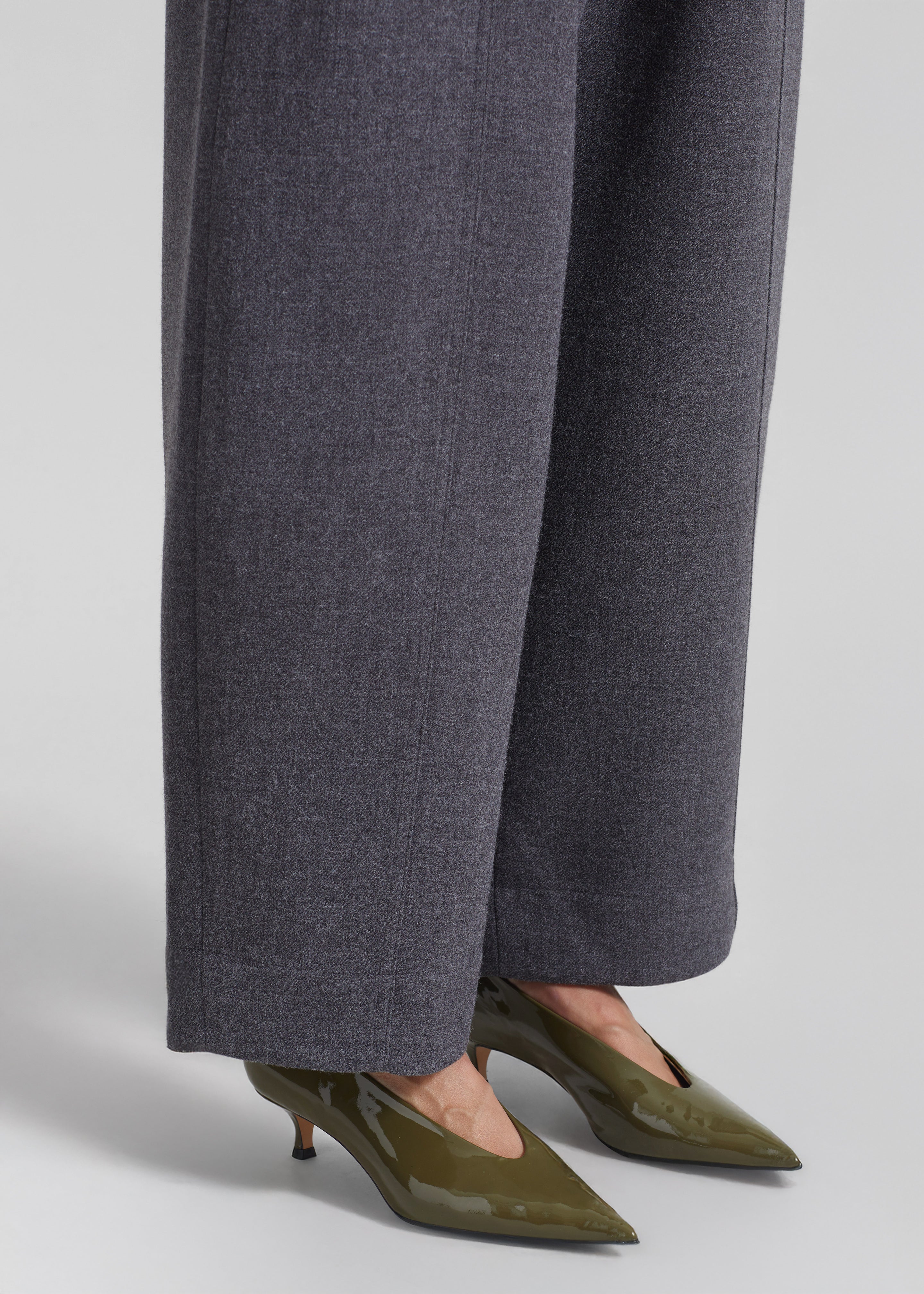 Le Monde Beryl Babouche Kitten Heels Vernice Leather - Khaki - 6