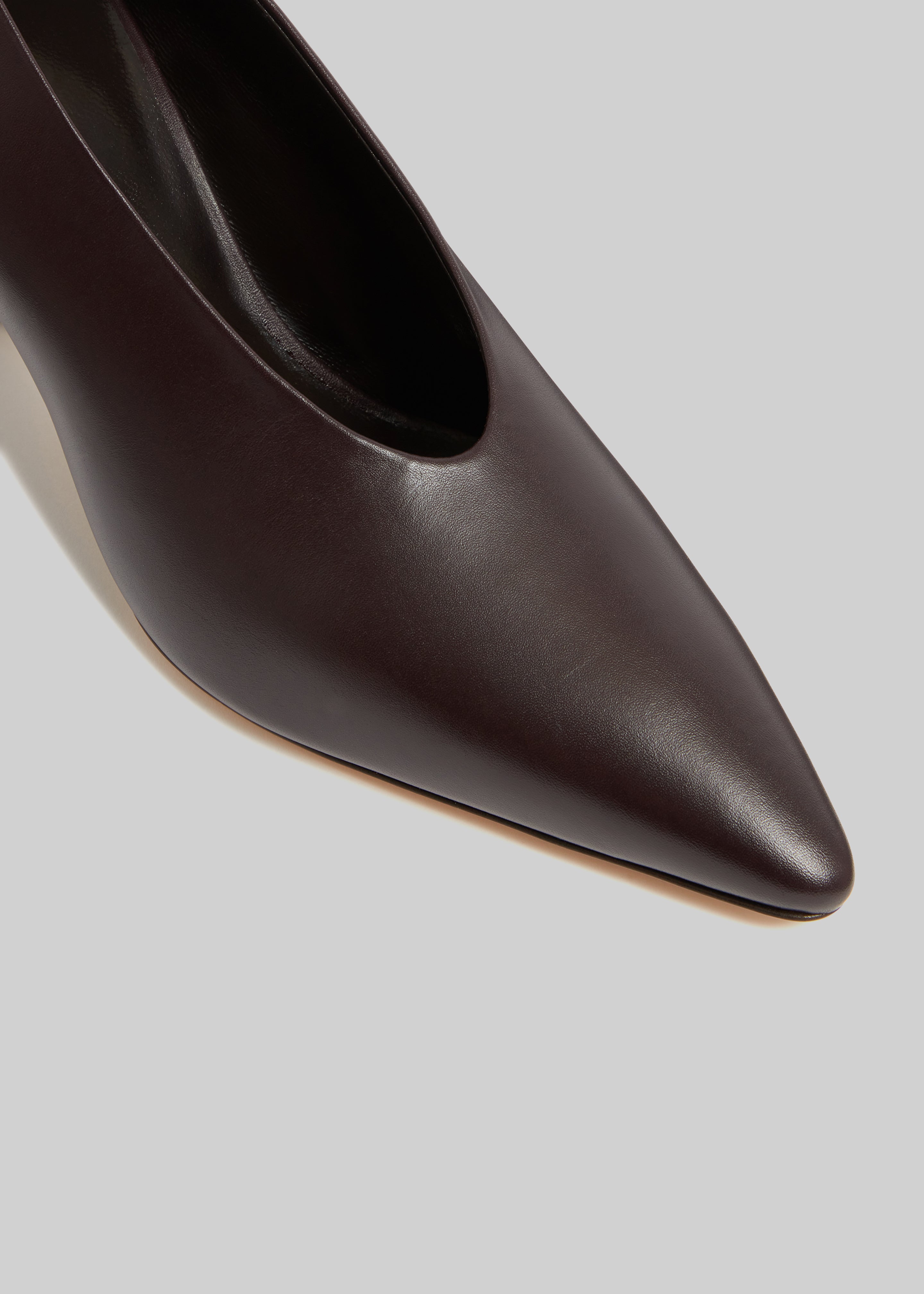 Le Monde Beryl Victoria Decolette Wedges - Plum - 3