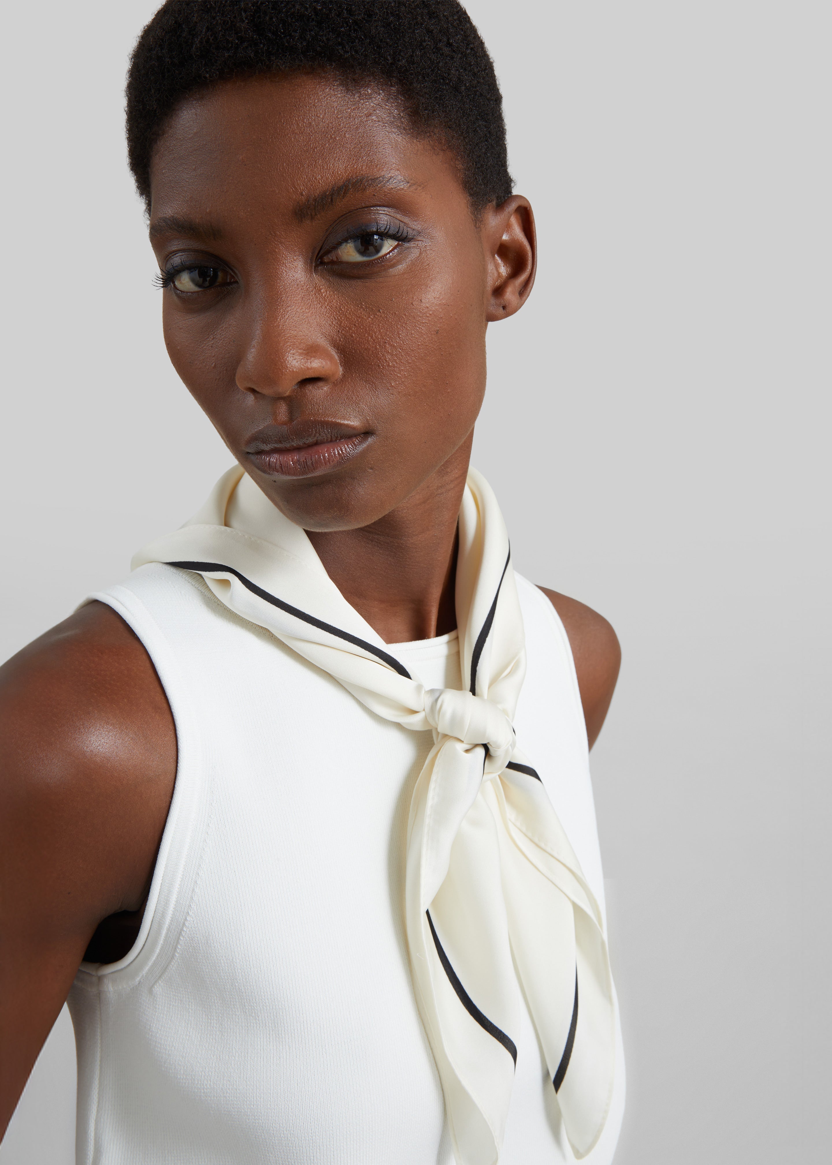Lerici Square Scarf - Ivory/Black - 3