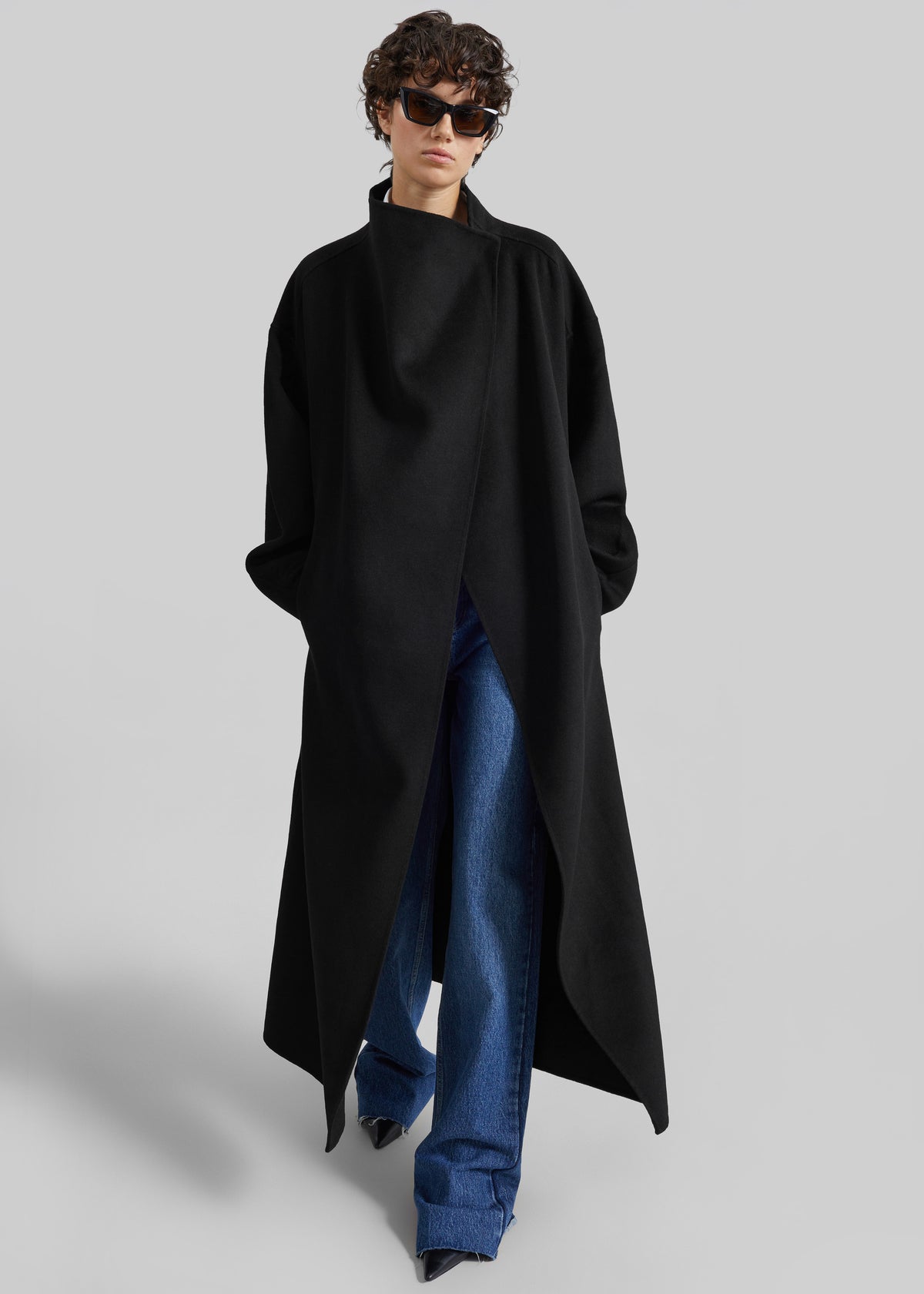 Leroy Funnel Neck Wool Coat - Black