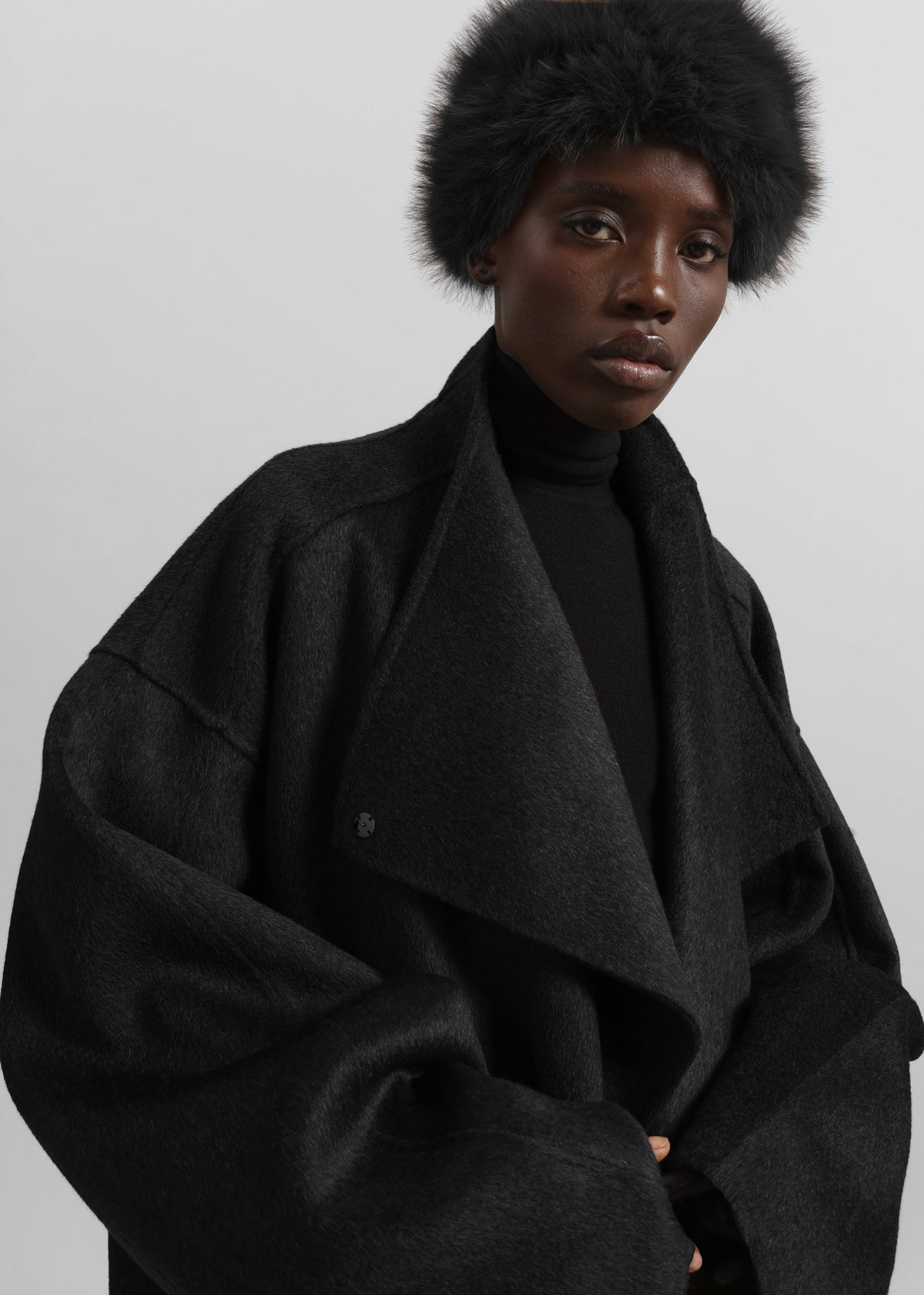 Leroy Funnel Neck Wool Coat - Black - 3