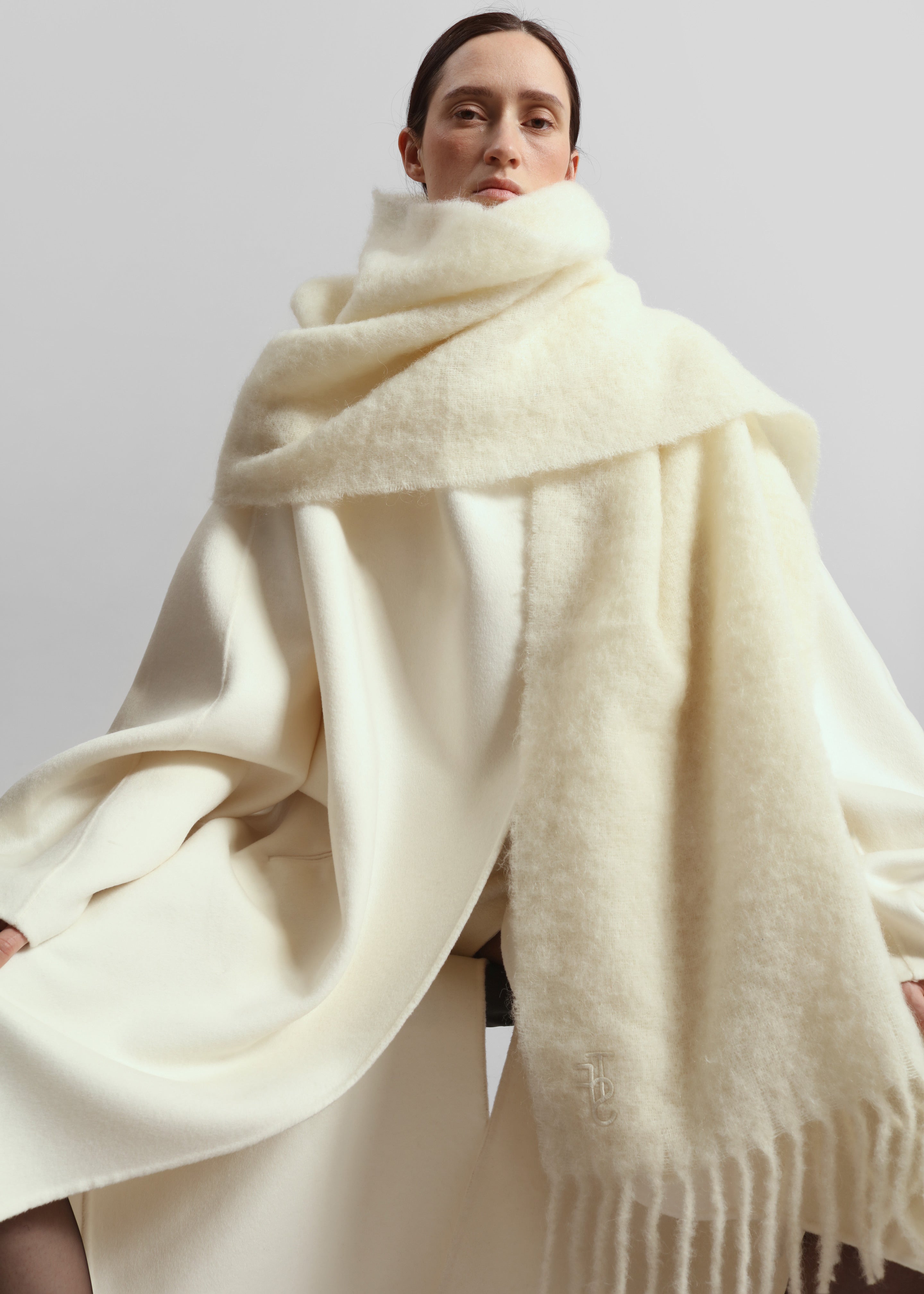 Leroy Funnel Neck Wool Coat - White - 2
