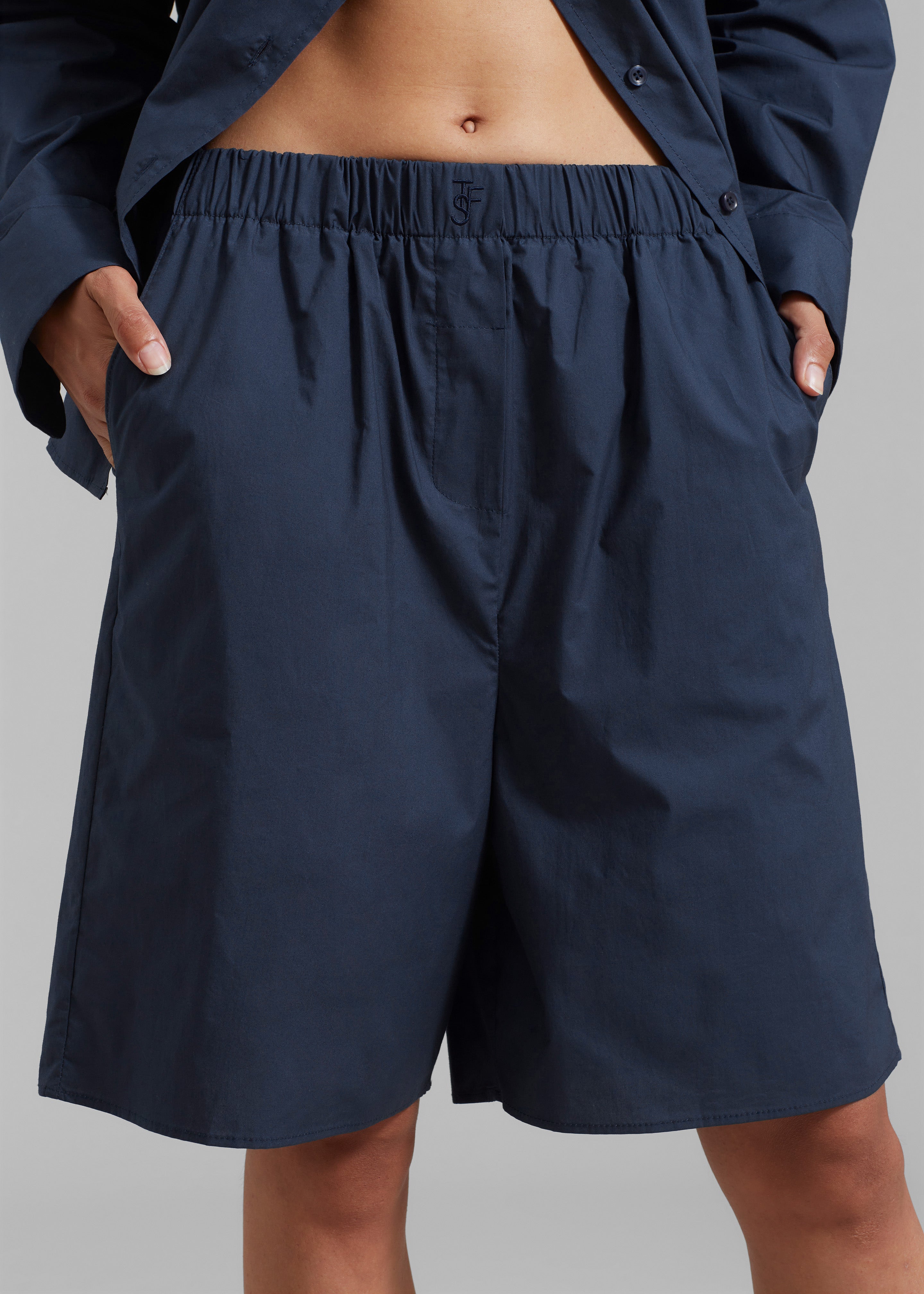 Levi Bermuda Shorts - Midnight Blue - 3