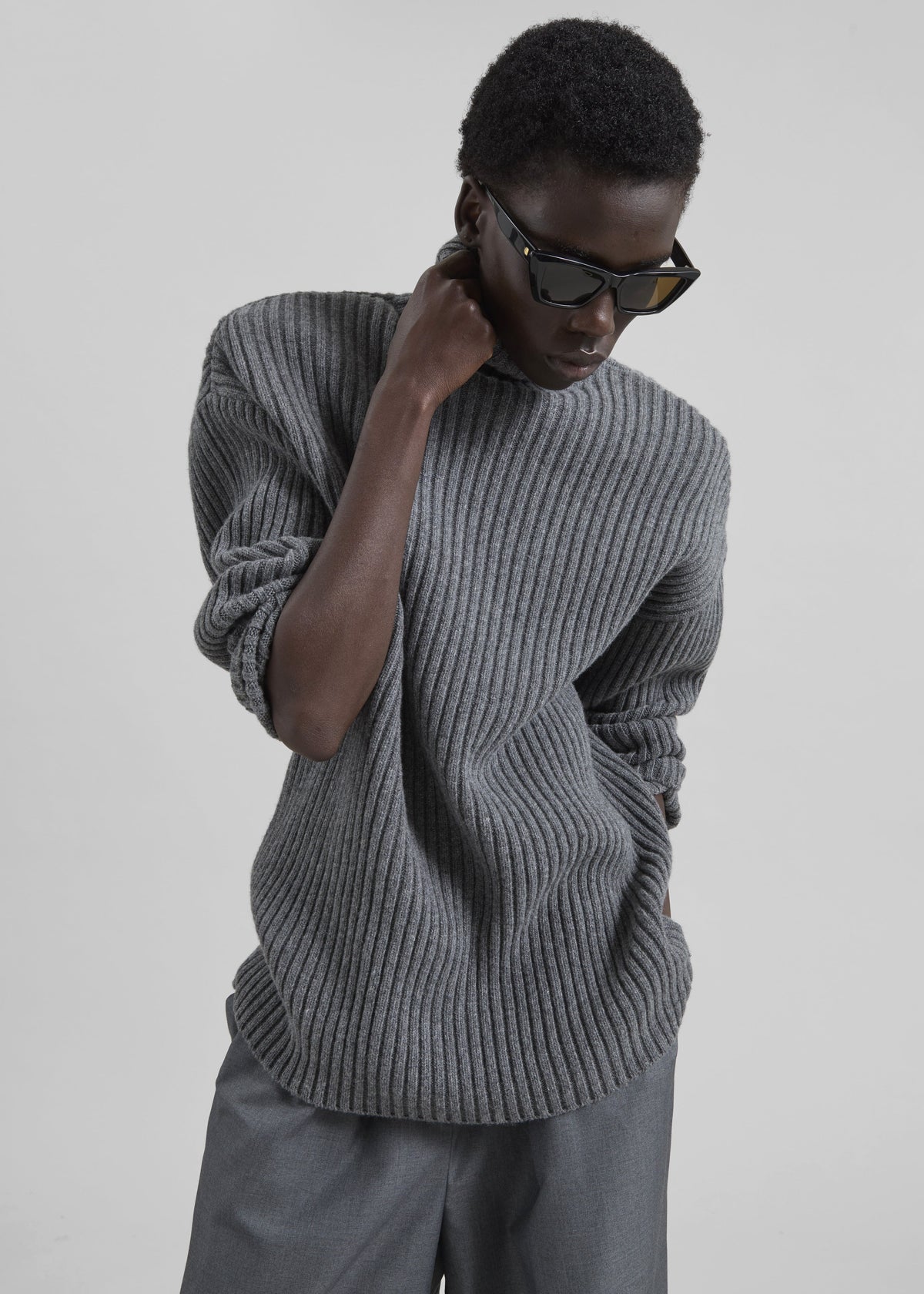 Lindall Turtleneck Sweater - Dark Grey - 5