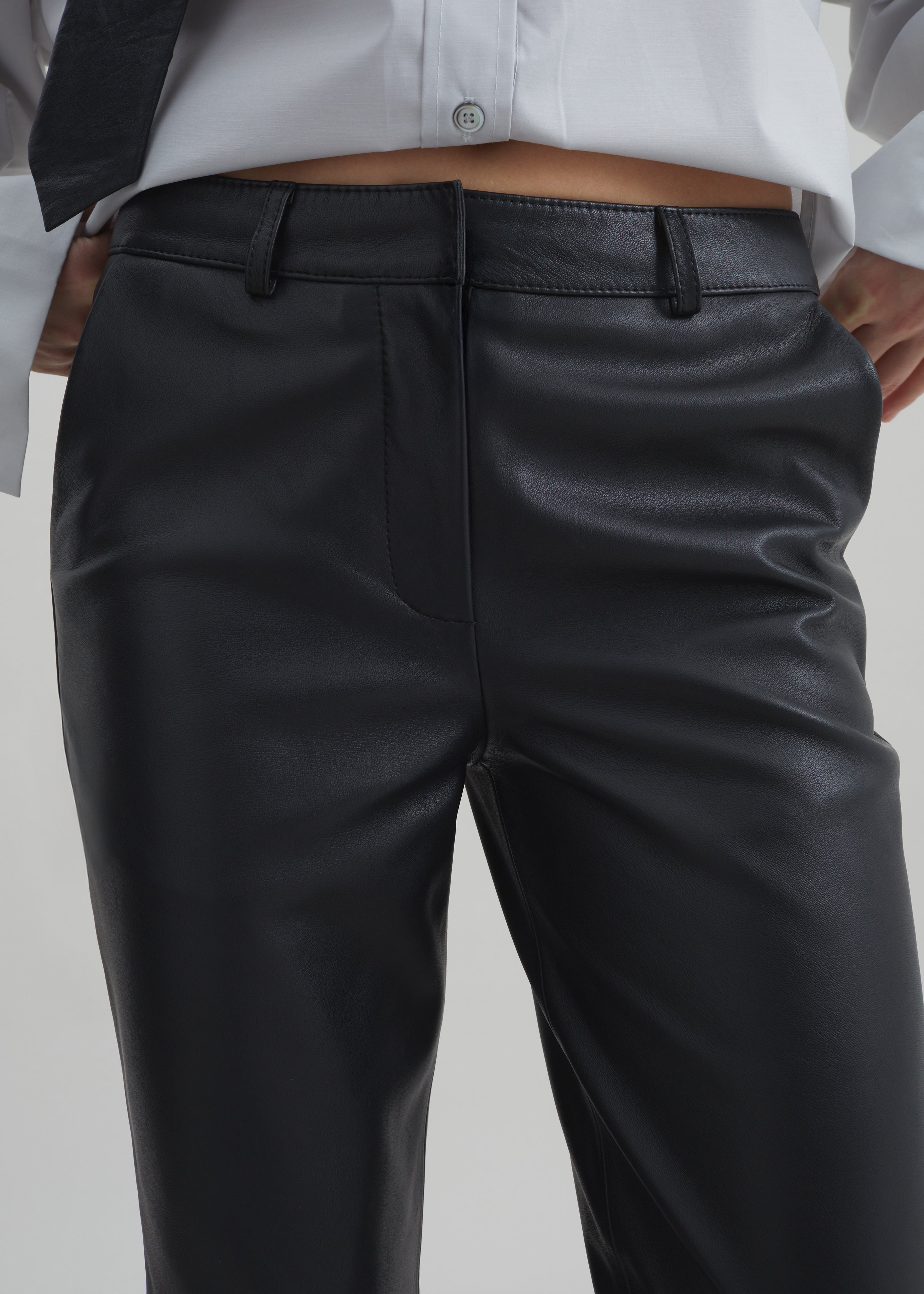 Lior Leather Capri Pants - Black - 5