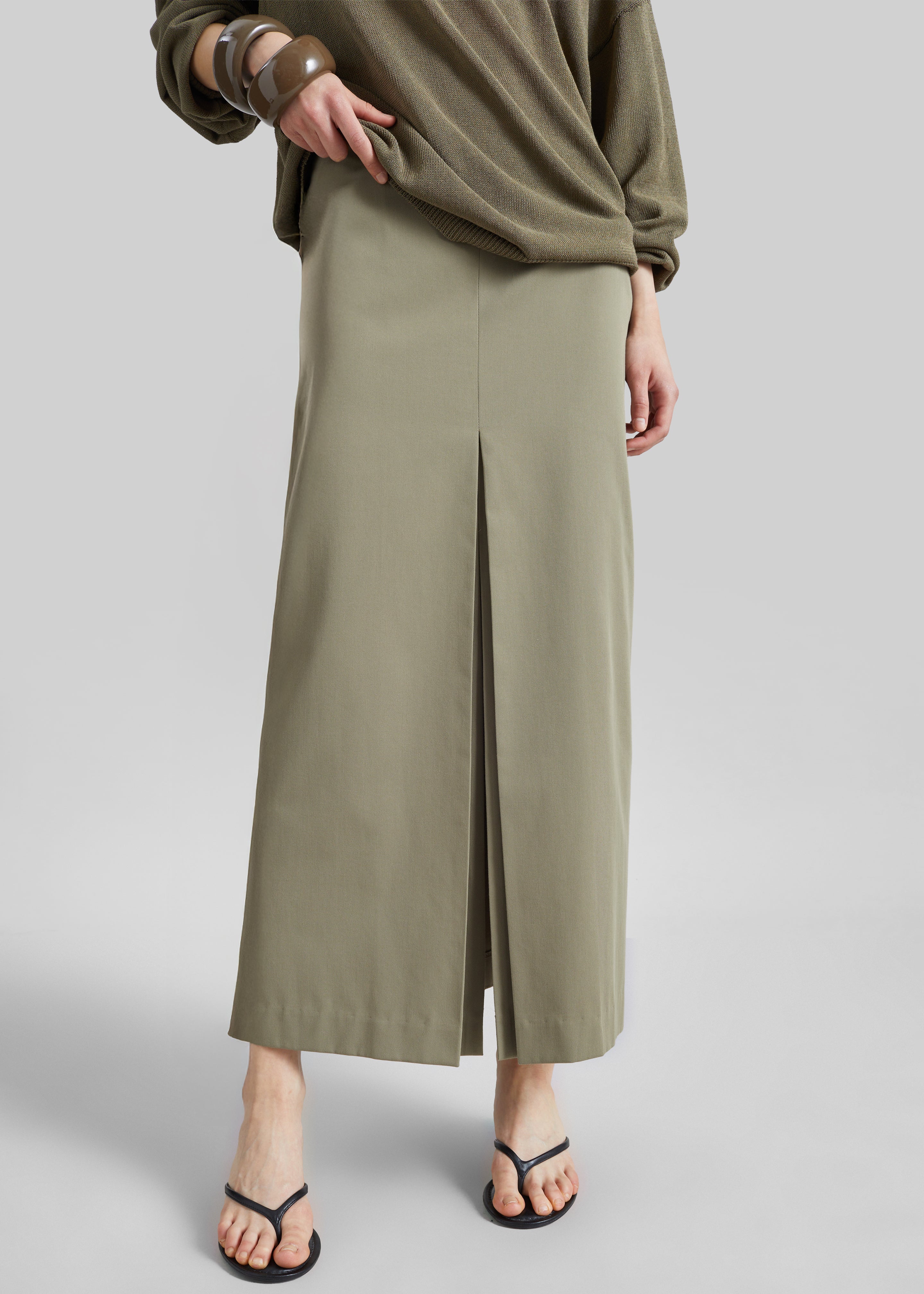 Lisle Front Slit Pencil Skirt - Pale Olive – The Frankie Shop Europe
