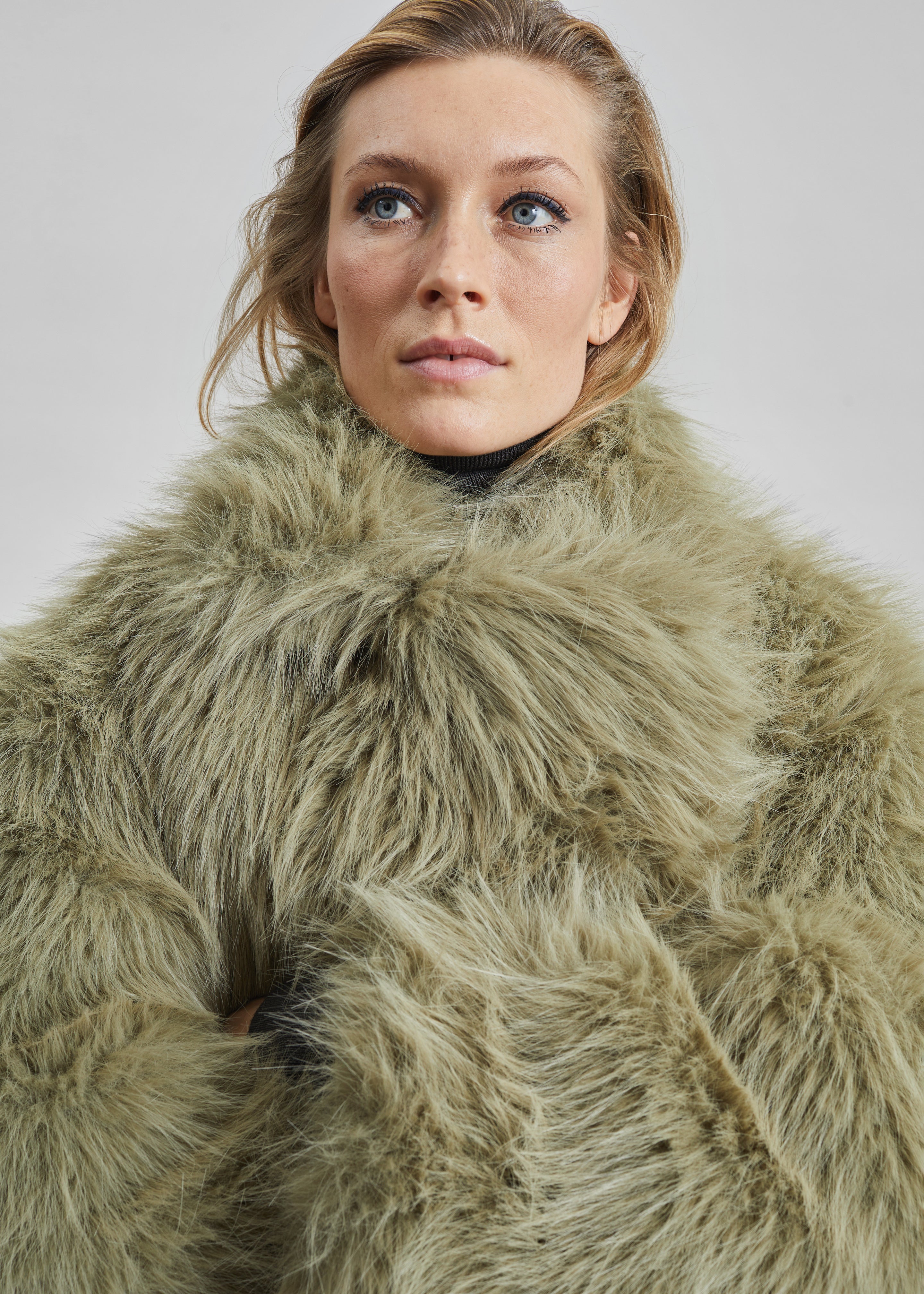 Liza Short Faux Fur Coat - Sage - 2