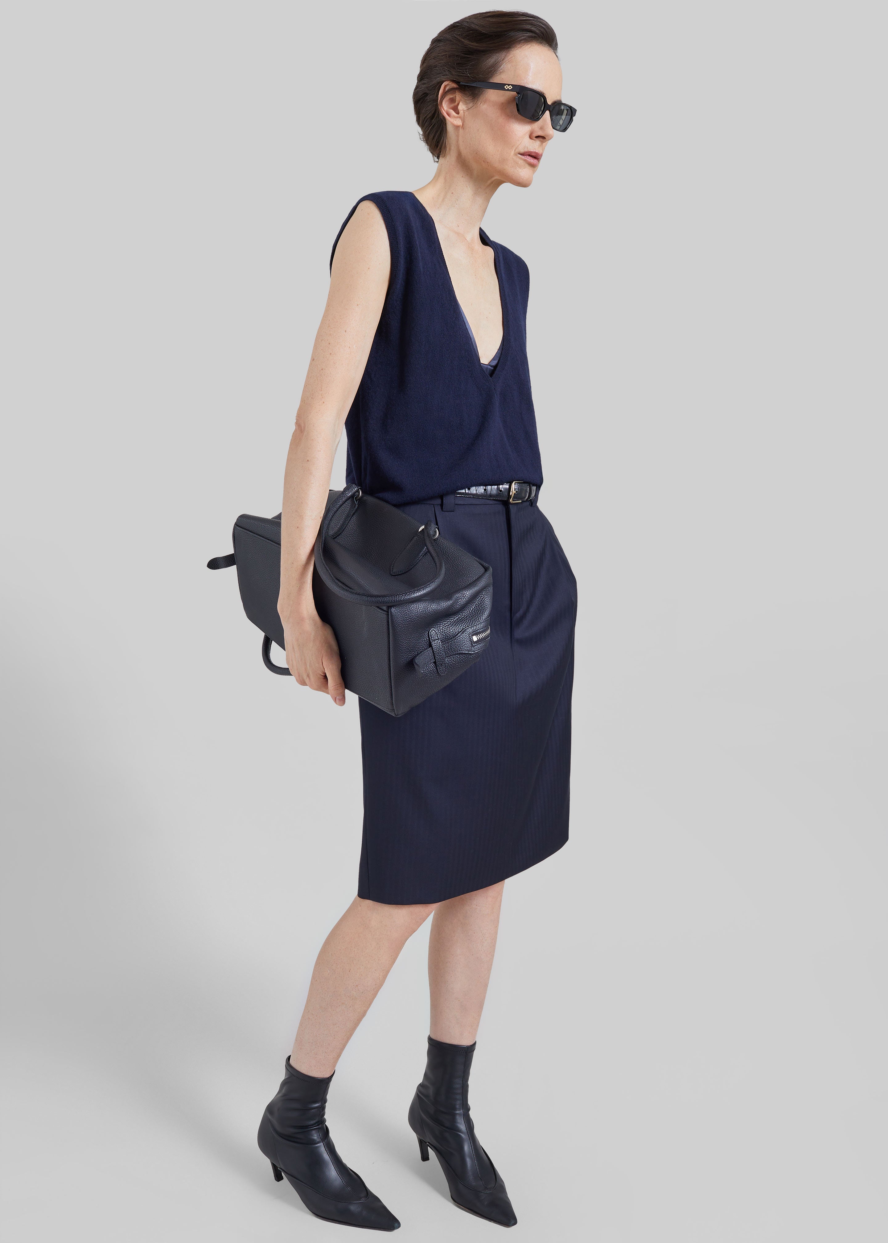 Lizan Deep V Neck Knit Vest - Dark Navy