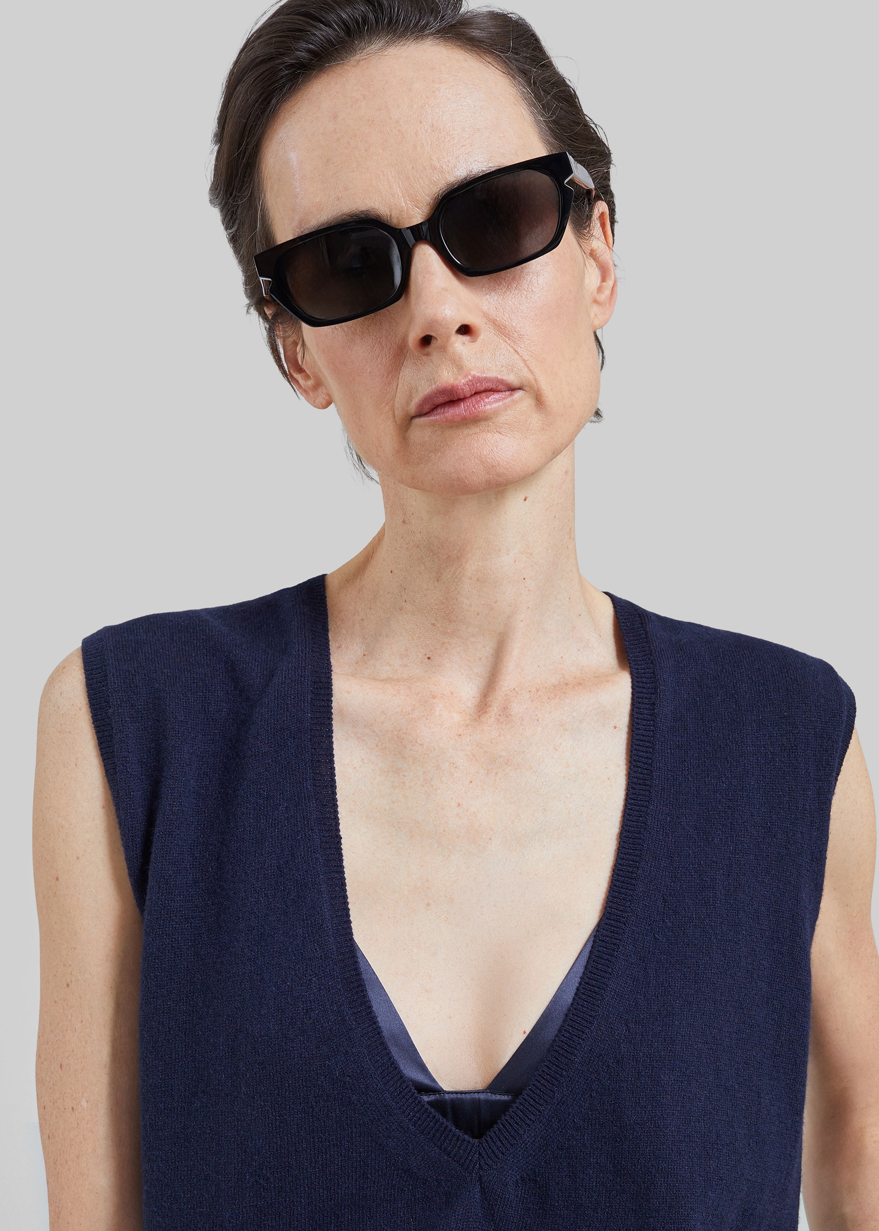 Lizan Deep V Neck Knit Vest - Dark Navy
