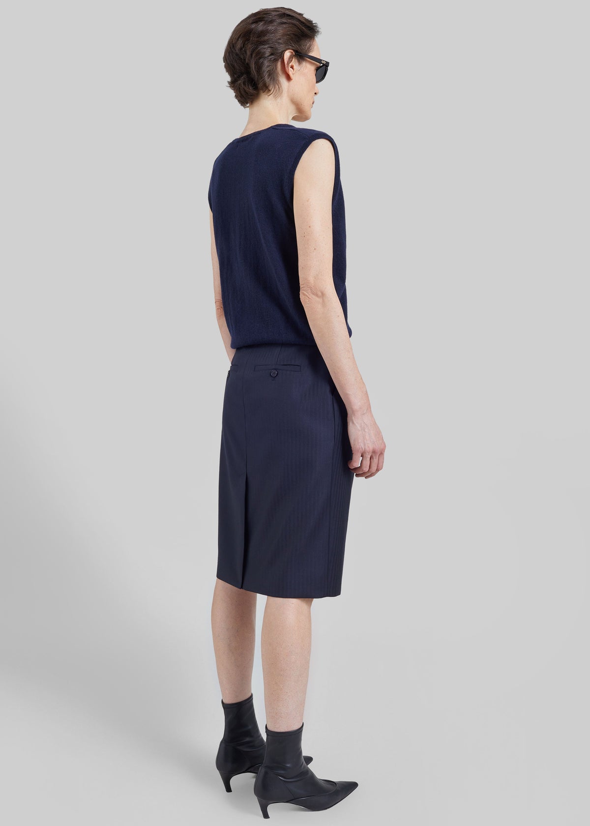 Lizan Deep V Neck Knit Vest - Dark Navy