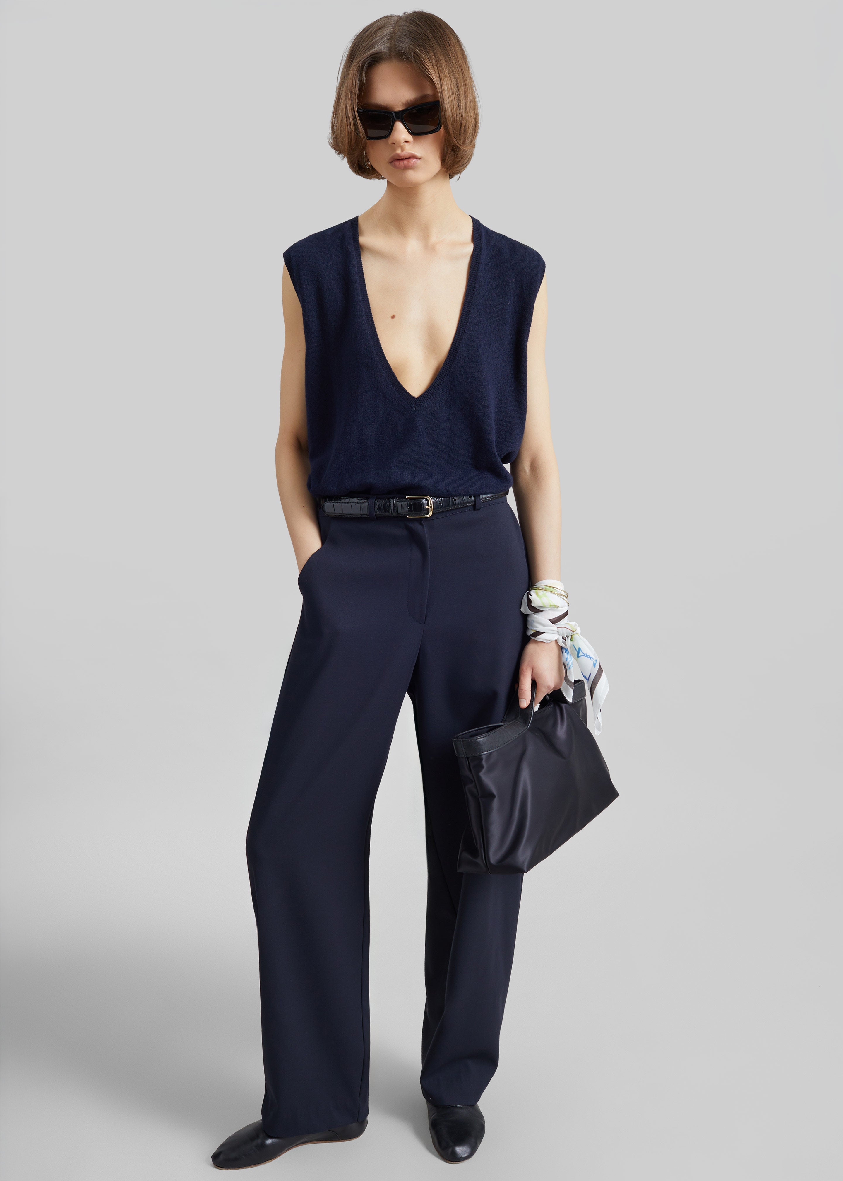 Lizan Deep V Neck Knit Vest - Dark Navy