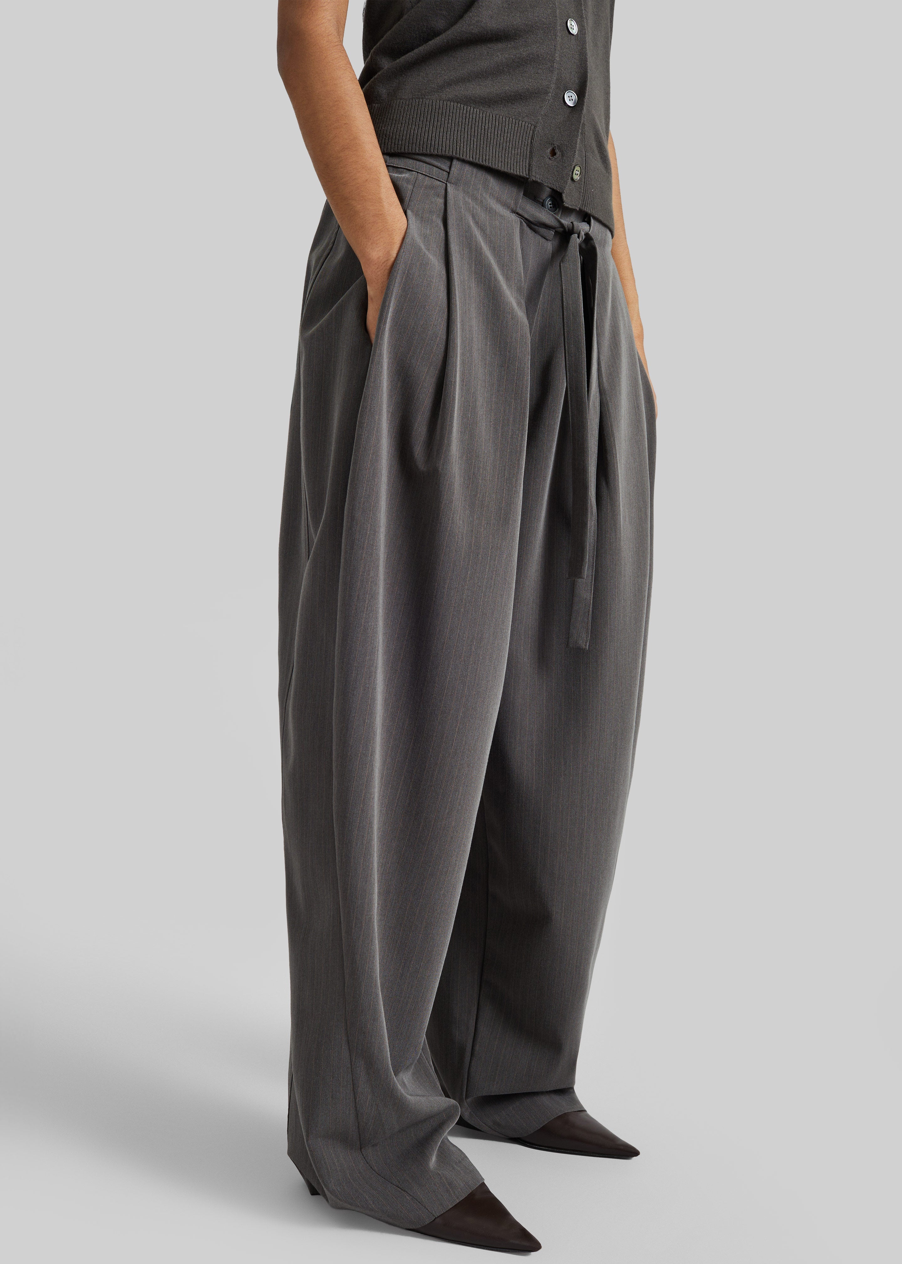 Loire Curved Pants - Charcoal Pinstripe – The Frankie Shop Europe