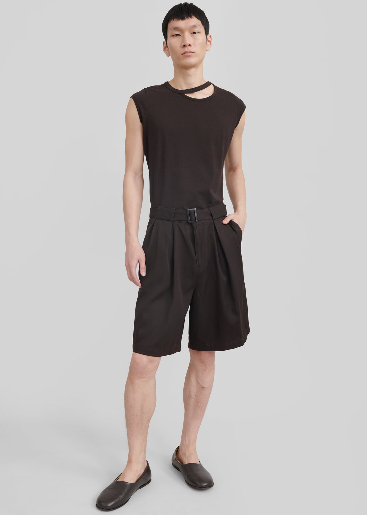 Louis Gabriel Nouchi Large Shorts With Box Pleats And Belt - Expresso - 4